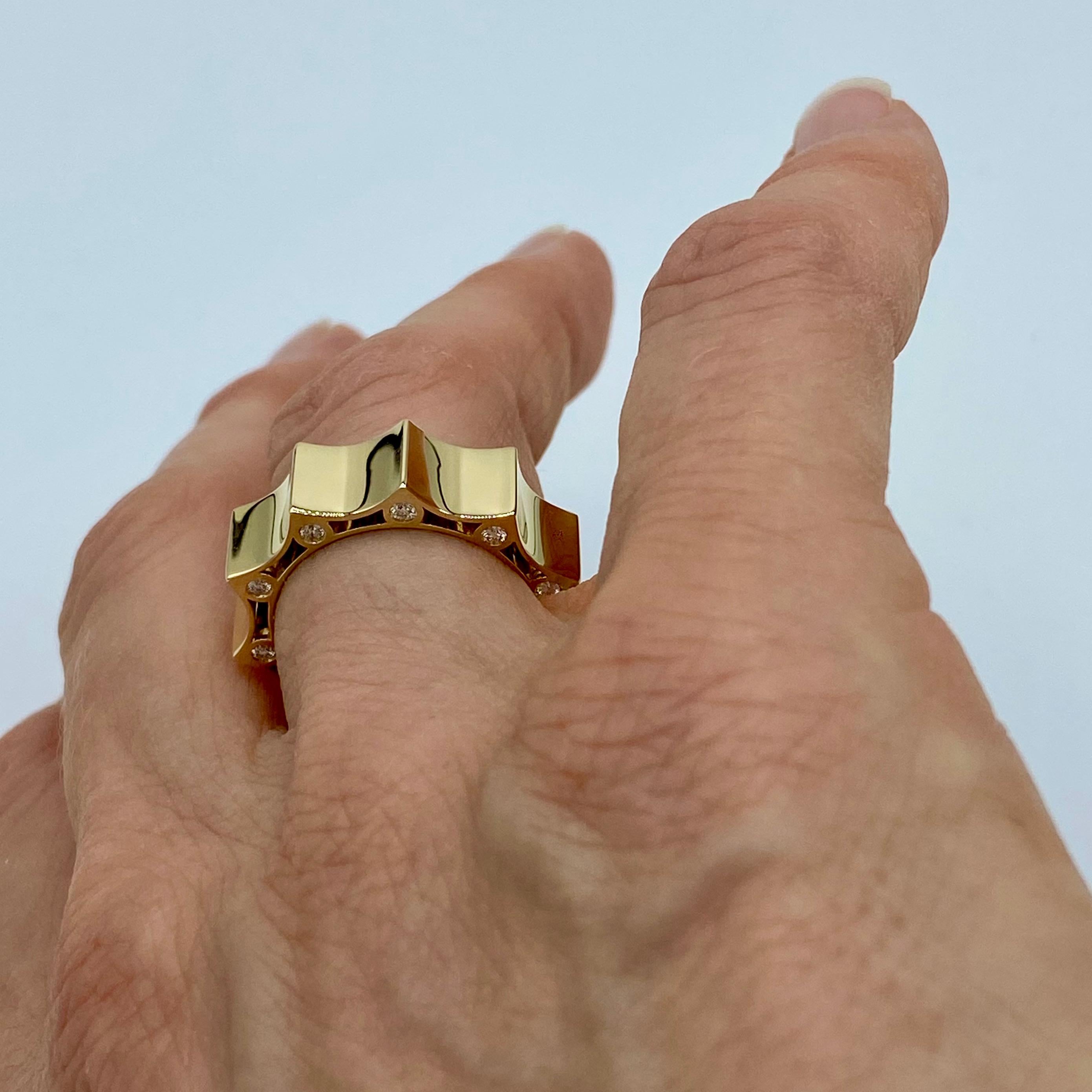 Bague à anneau en or jaune 18 carats avec diamant blanc 0,31 carat, fabriquée en Italie en vente 3