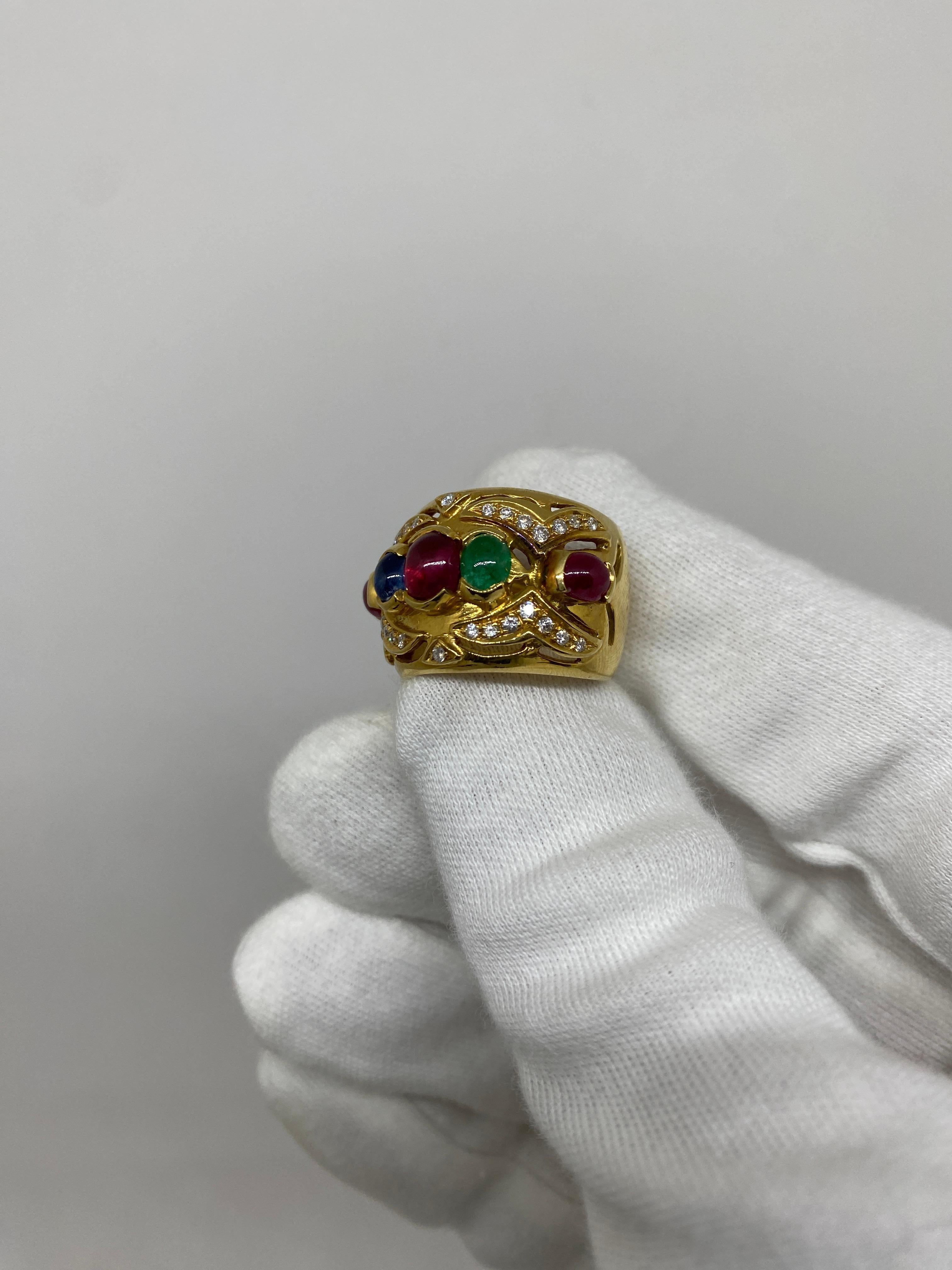 18Kt Yellow Gold Band Ring Natural Cabochon-Cut Sapphires, Emeralds, & Rubies For Sale 2