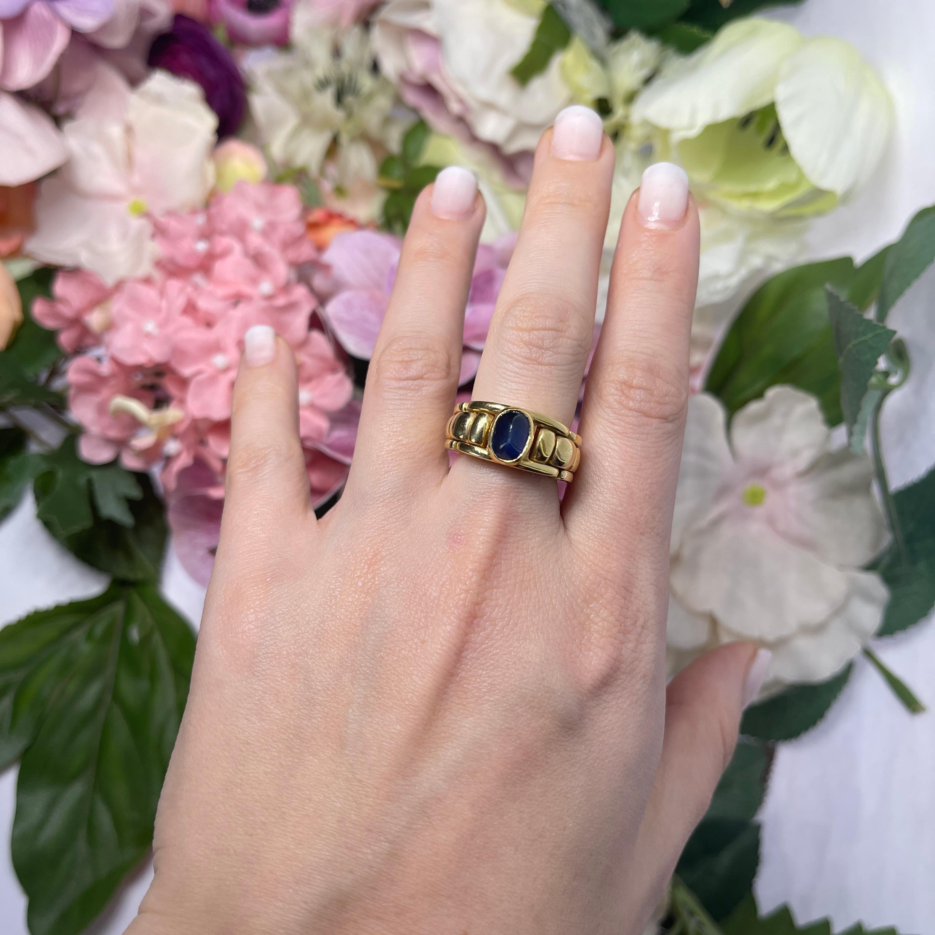 18kt Yellow Gold Band Ring with Central Sapphire For Sale 1