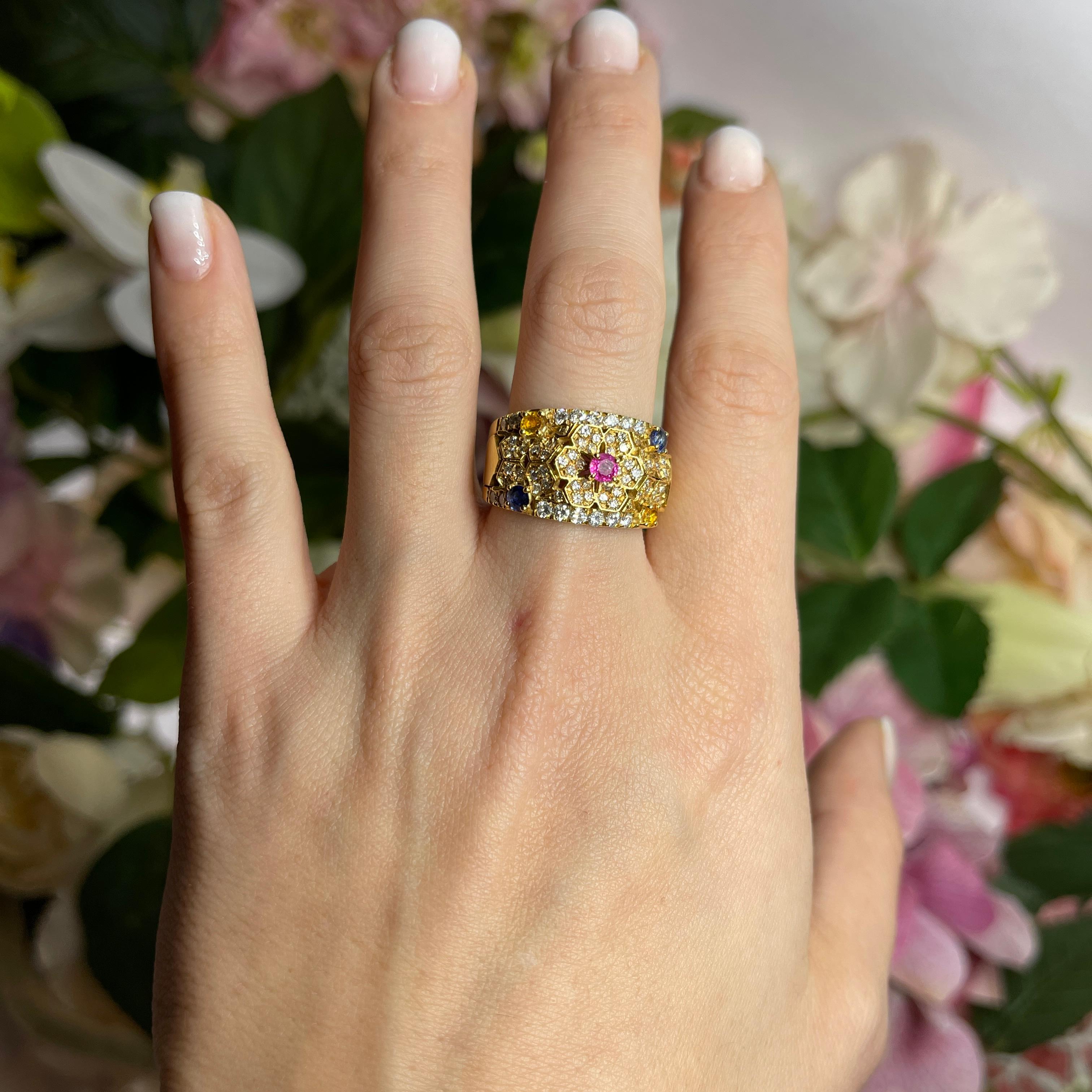 18kt Yellow Gold Band Ring with Diamond Flowers and Colored Sapphires For Sale 3