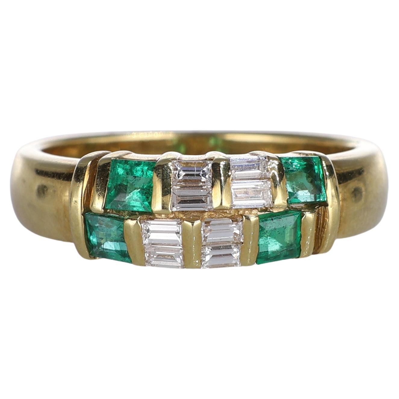 18kt Yellow Gold Band Ring with Emeralds and Diamonds