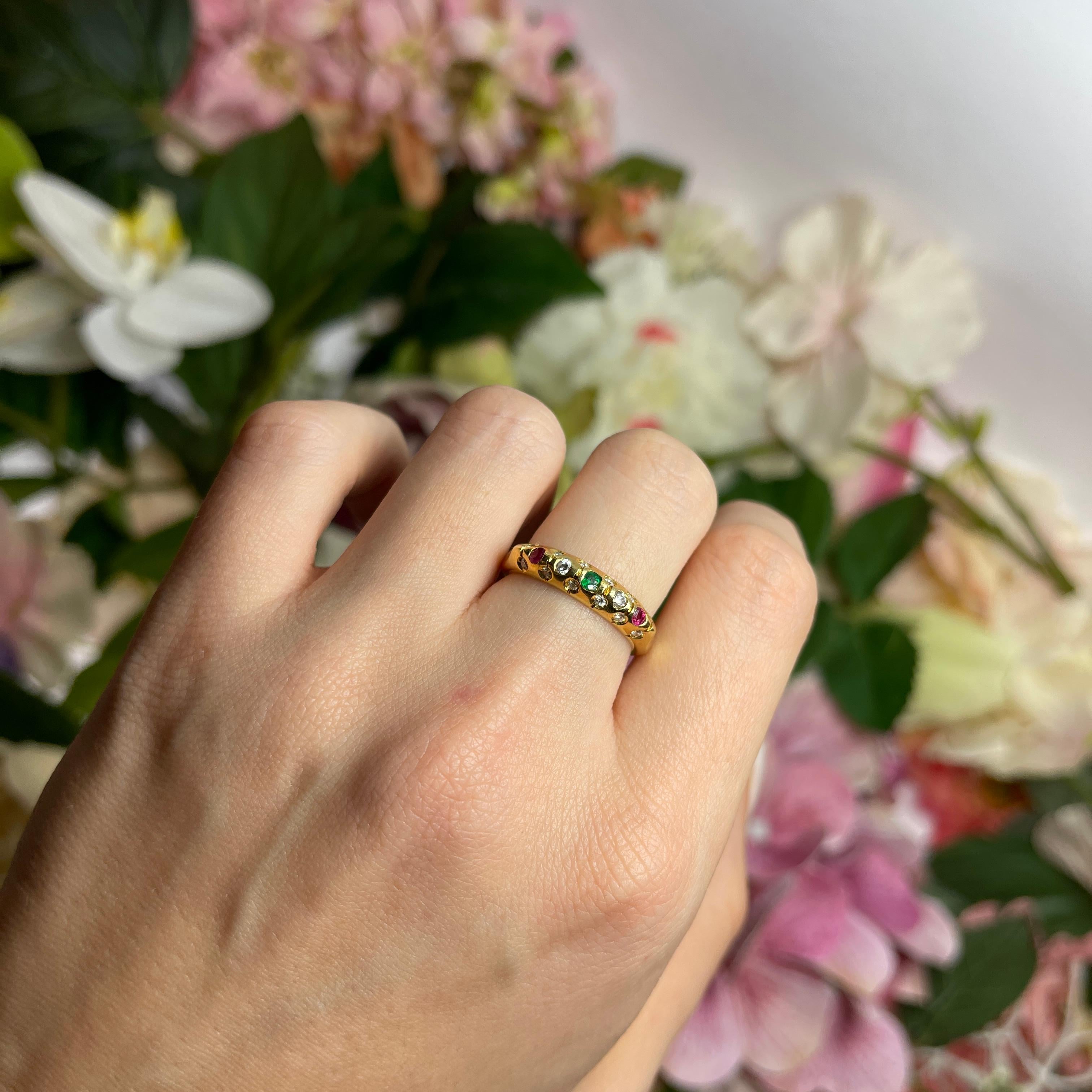 18kt Yellow Gold Band Ring with Emeralds, Rubies, and Diamonds For Sale 4