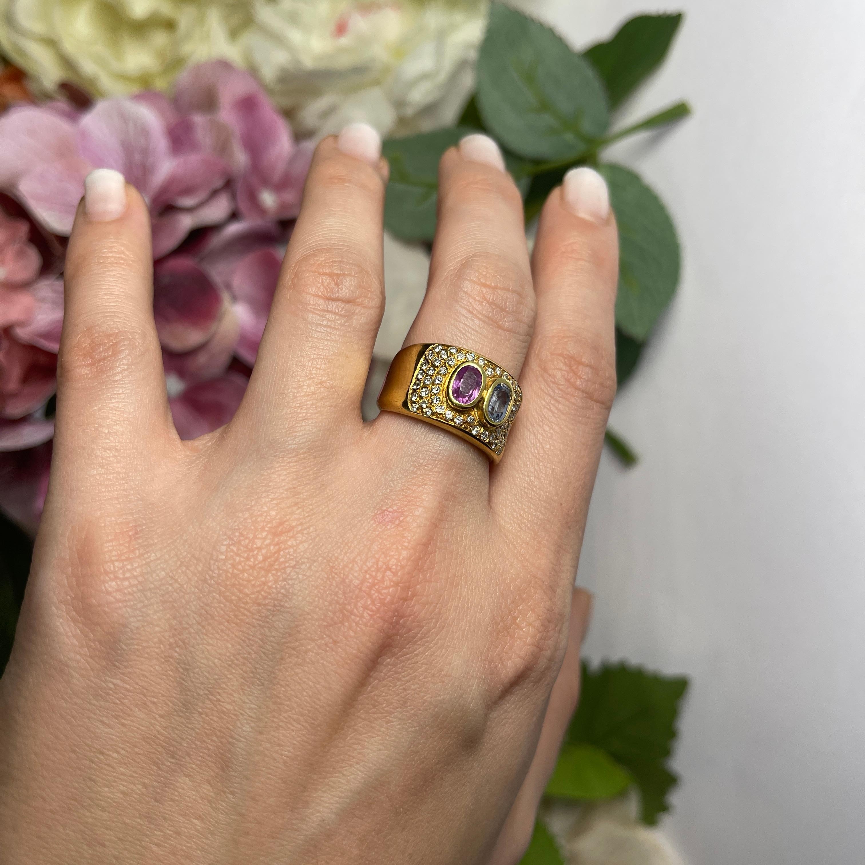 18kt Yellow Gold Band Ring with Natural Diamonds and Tourmalines For Sale 3