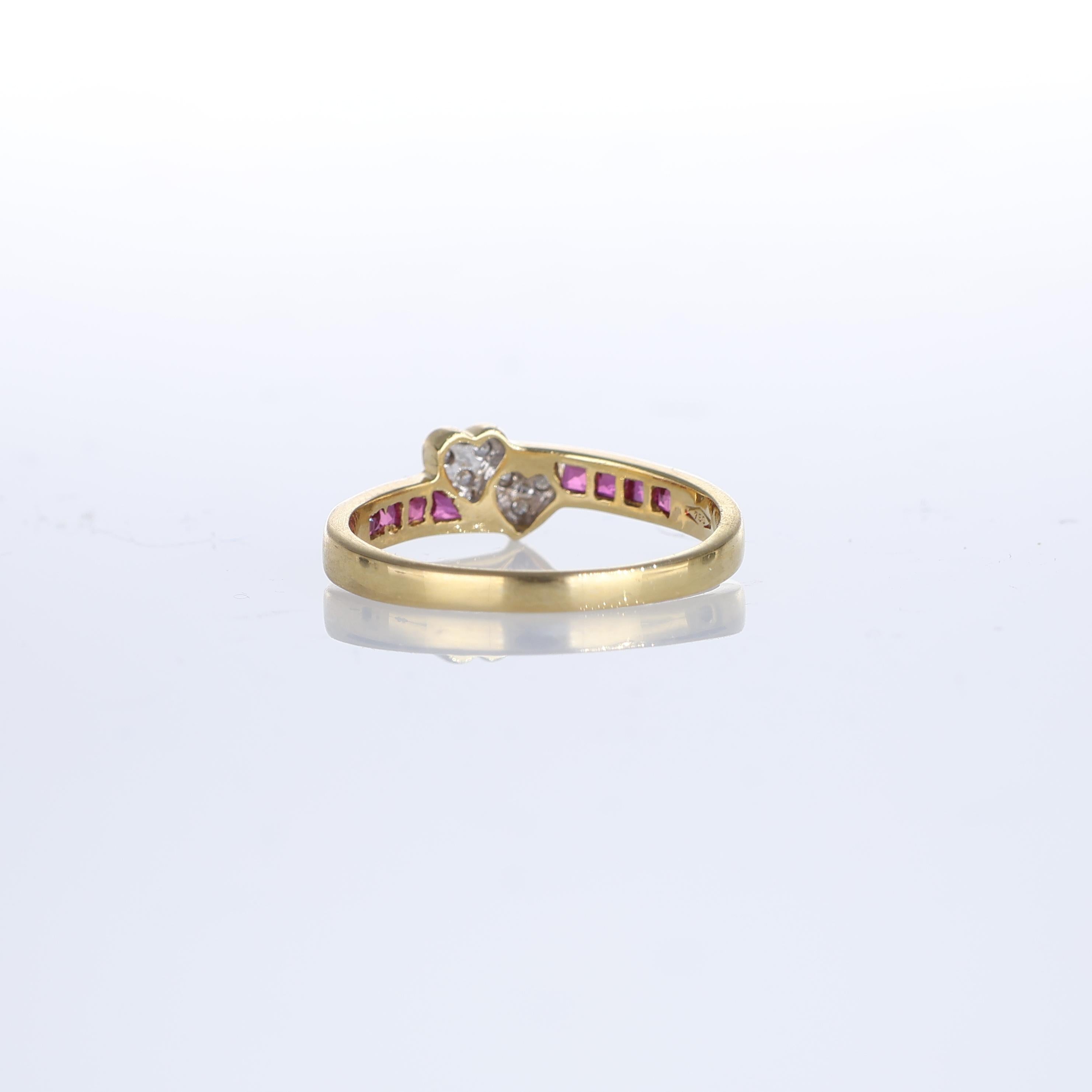 Women's or Men's 18kt Yellow Gold Band Ring with Rubies and Diamonds For Sale