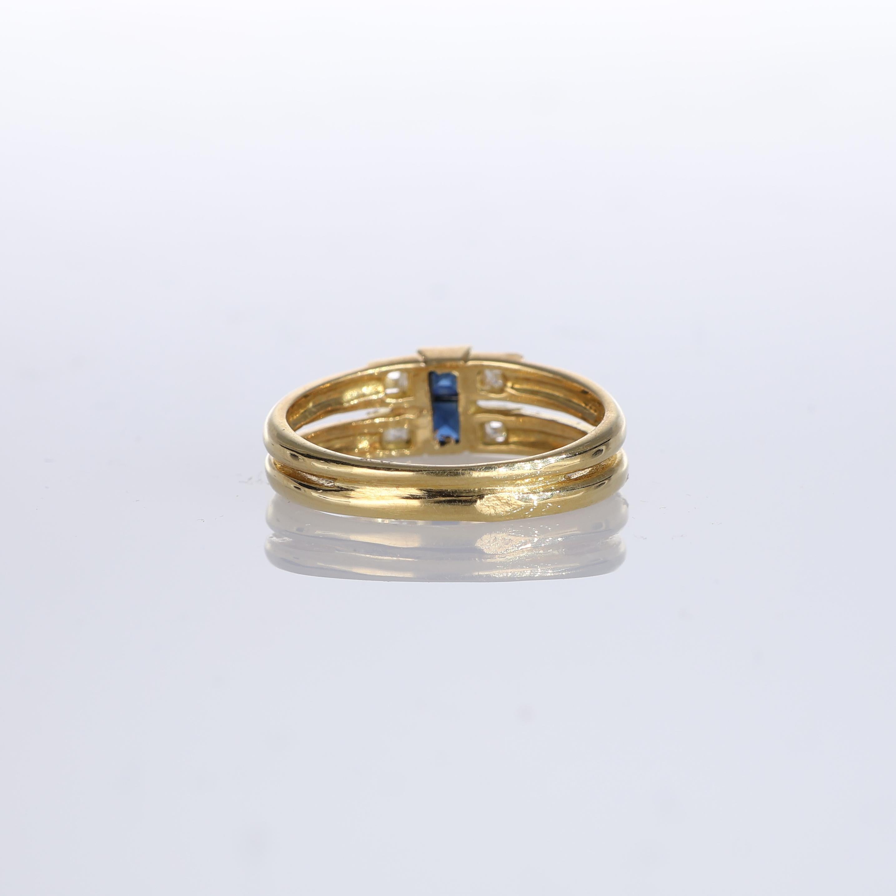 Women's or Men's 18kt Yellow Gold Band Ring with Sapphire and Diamonds For Sale