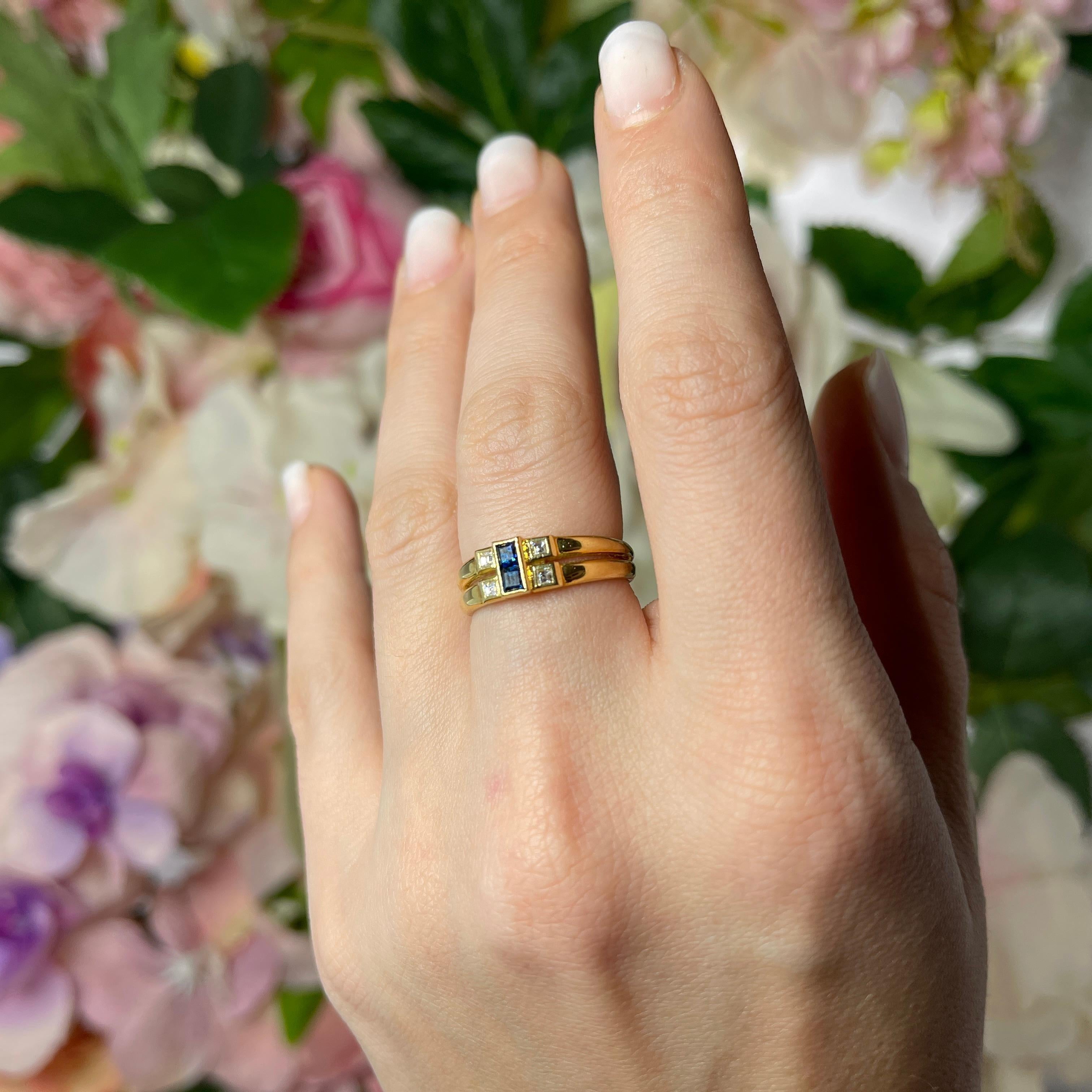 18kt Yellow Gold Band Ring with Sapphire and Diamonds For Sale 4