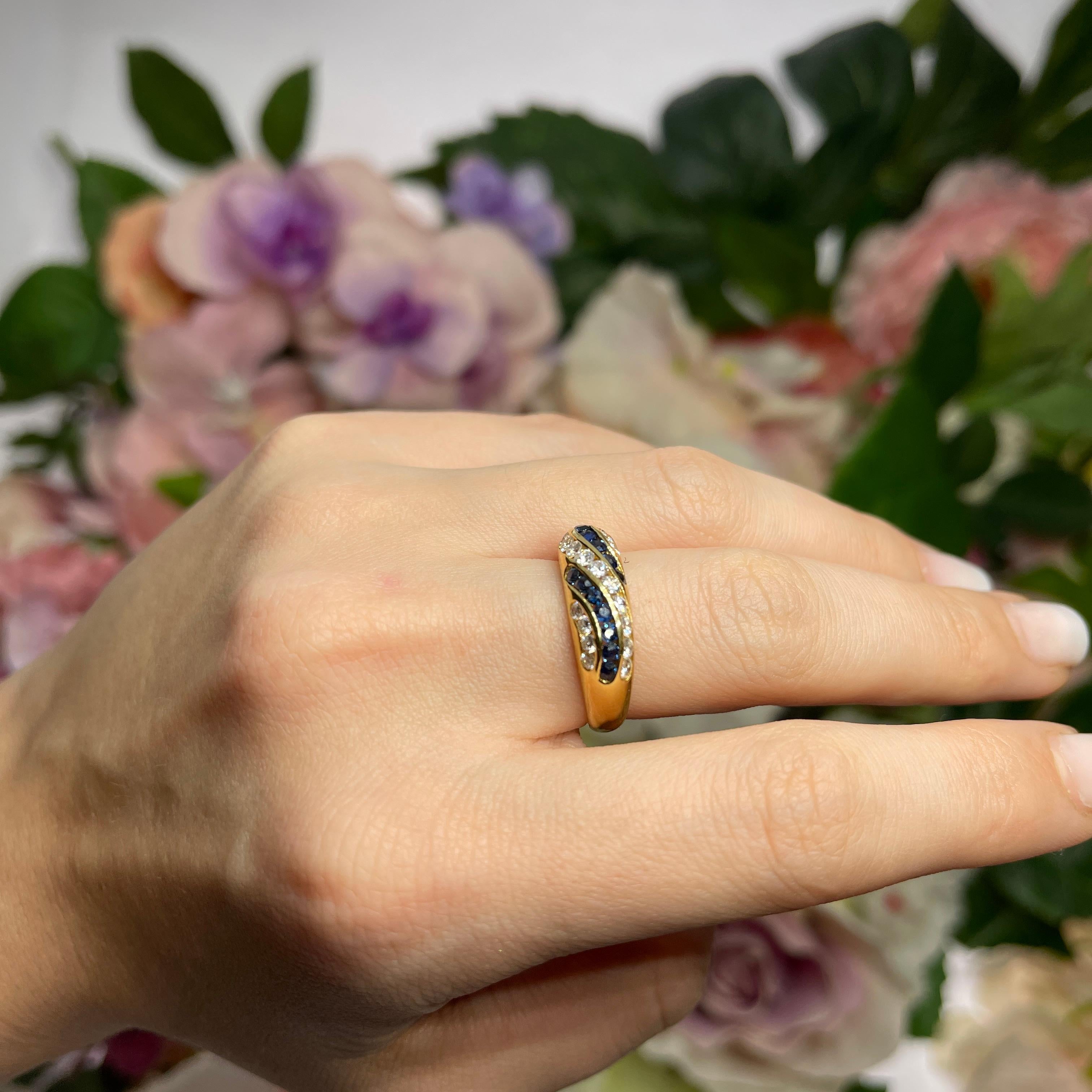 18kt Yellow Gold Band Ring with Sapphires and Diamonds For Sale 3