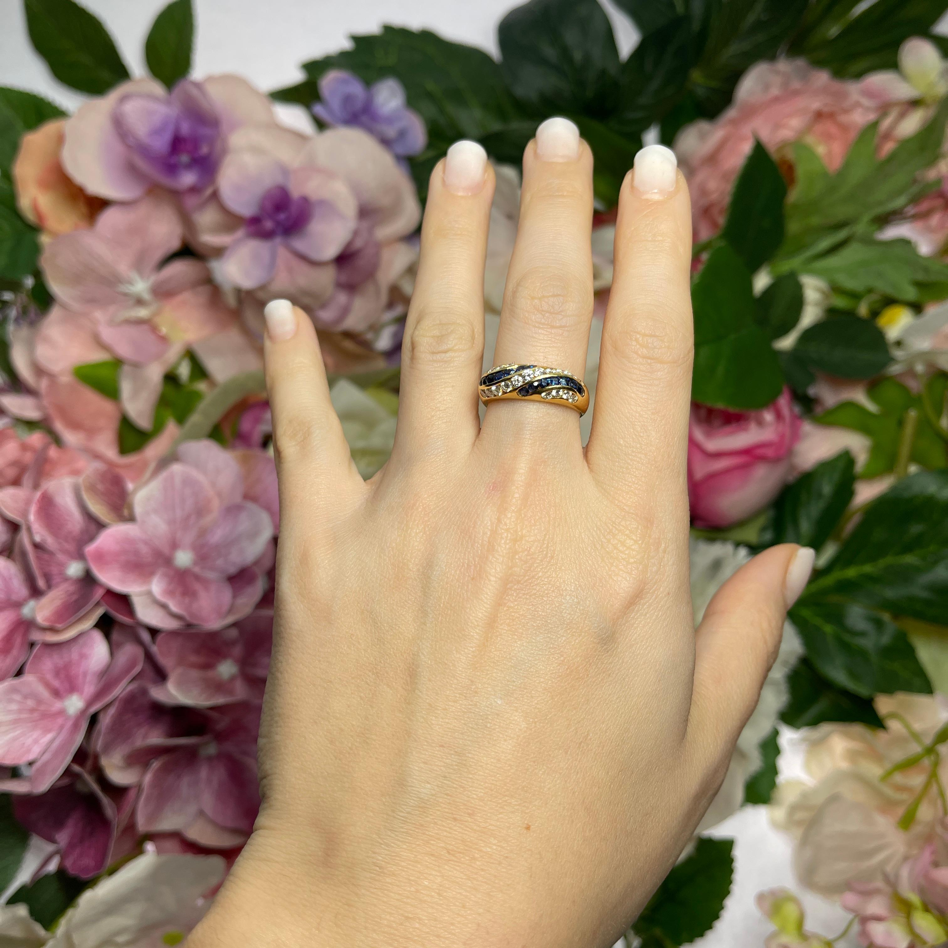 18kt Yellow Gold Band Ring with Sapphires and Diamonds For Sale 4