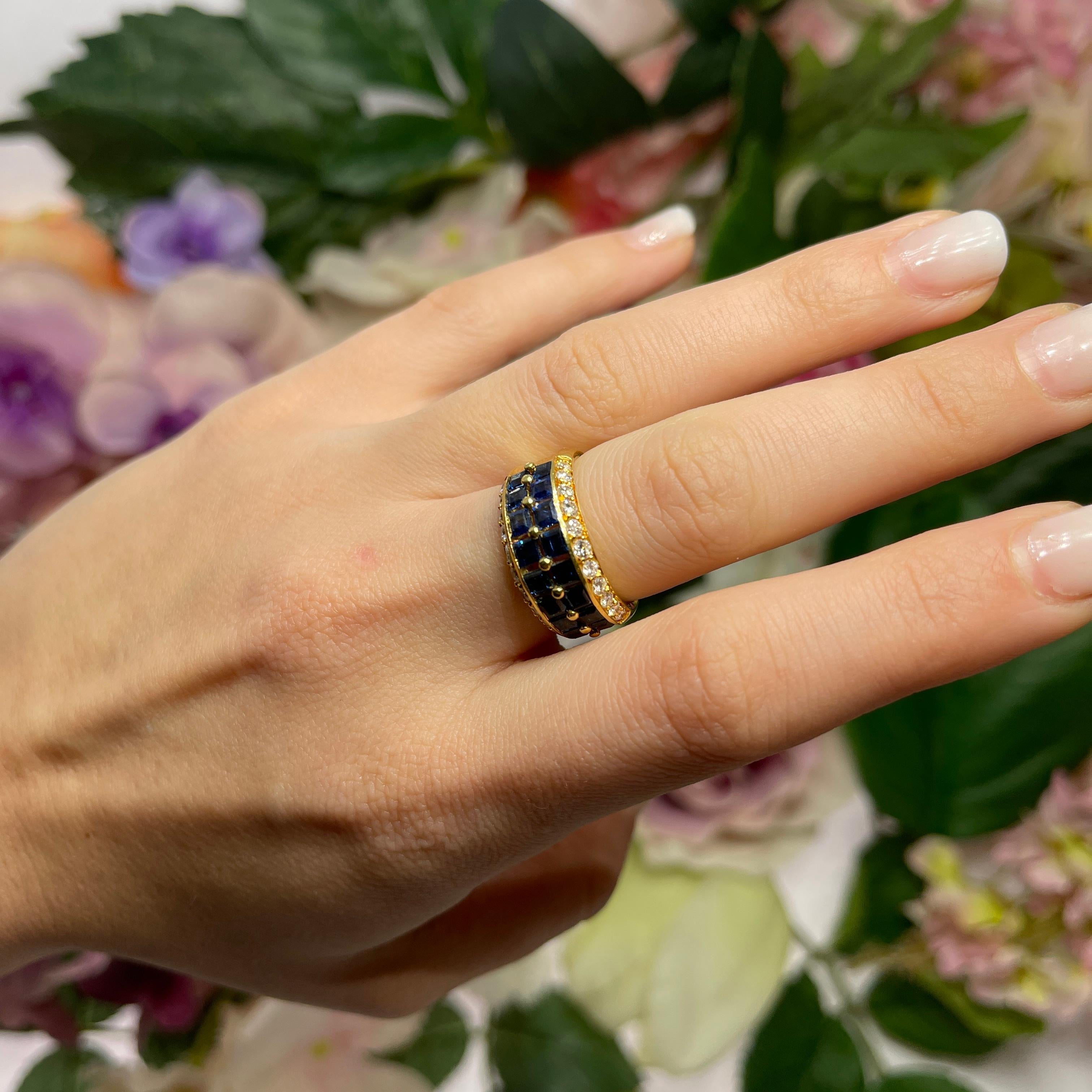 18kt Yellow Gold Band Ring with Square Sapphires and Diamonds For Sale 3