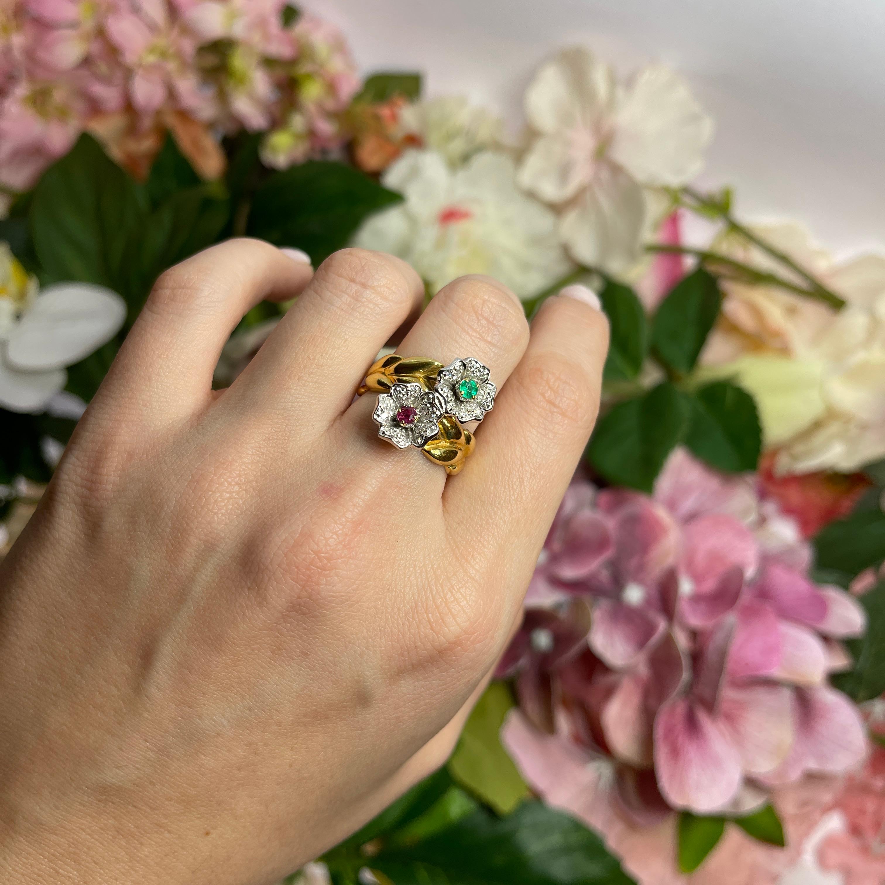 18kt Yellow Gold Band Ring with Tourmaline Flowers and Diamonds For Sale 2