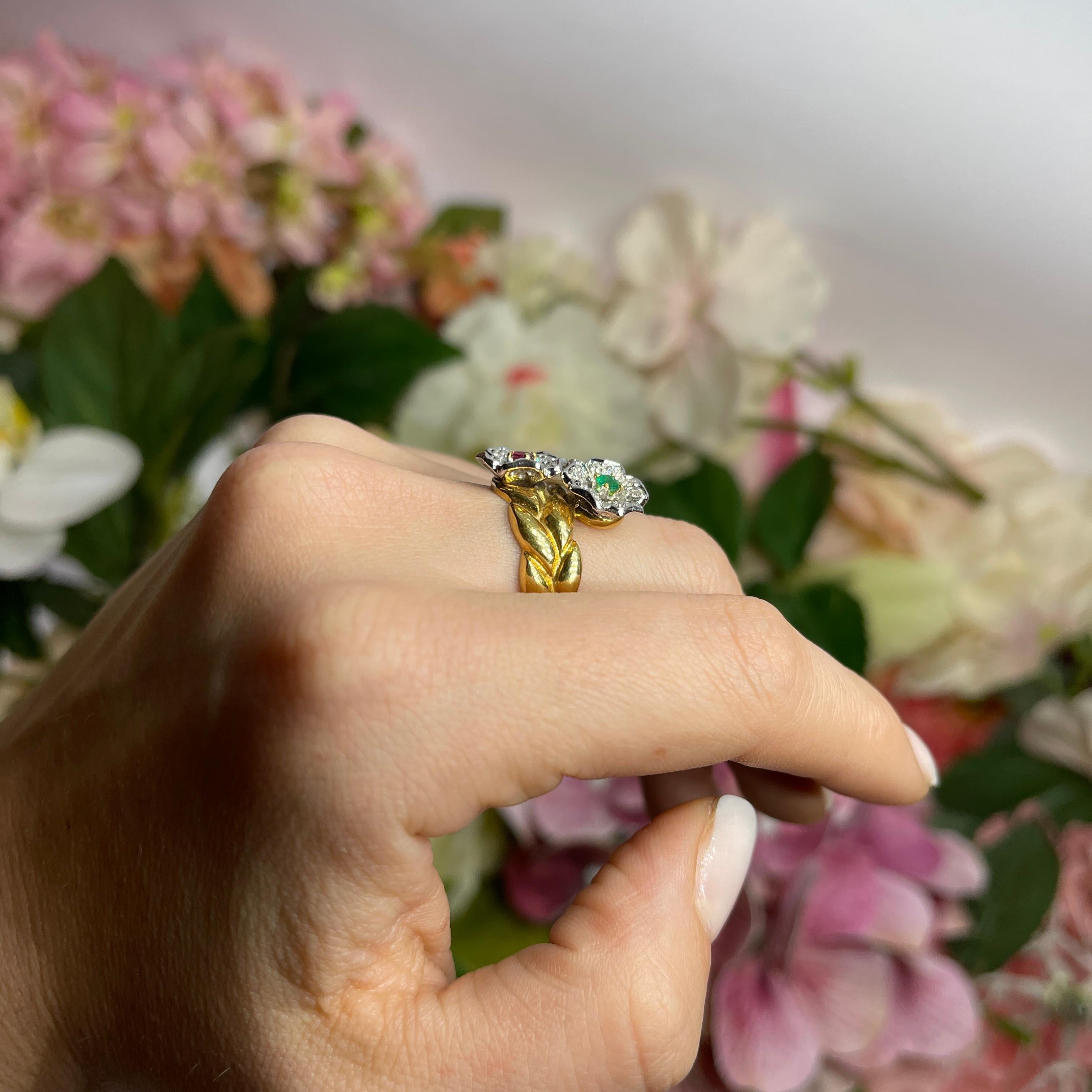 18kt Yellow Gold Band Ring with Tourmaline Flowers and Diamonds For Sale 4