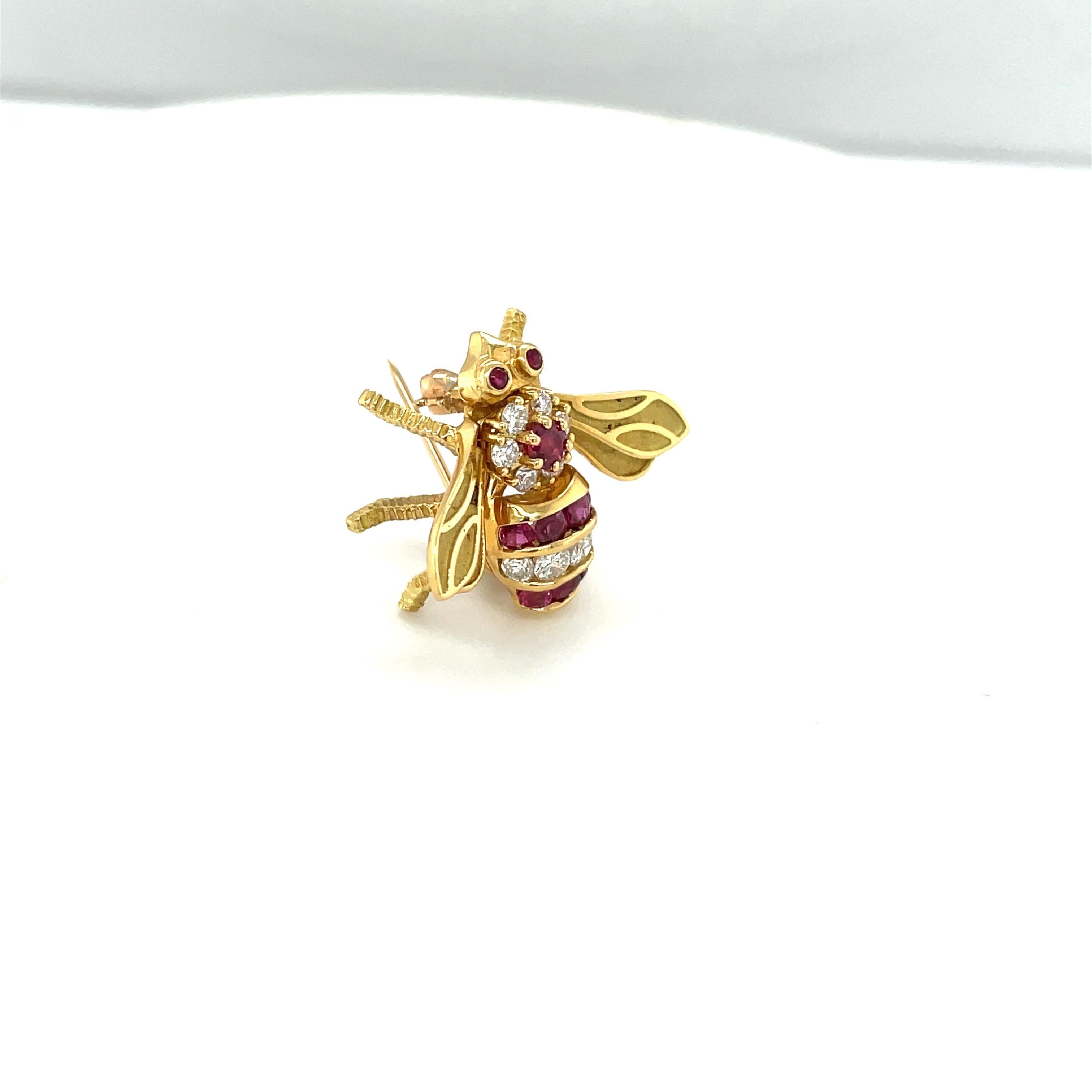 Retro 18KT Yellow Gold Bee Brooch with Ruby 0.80Ct. & Diamond 0.49Ct For Sale