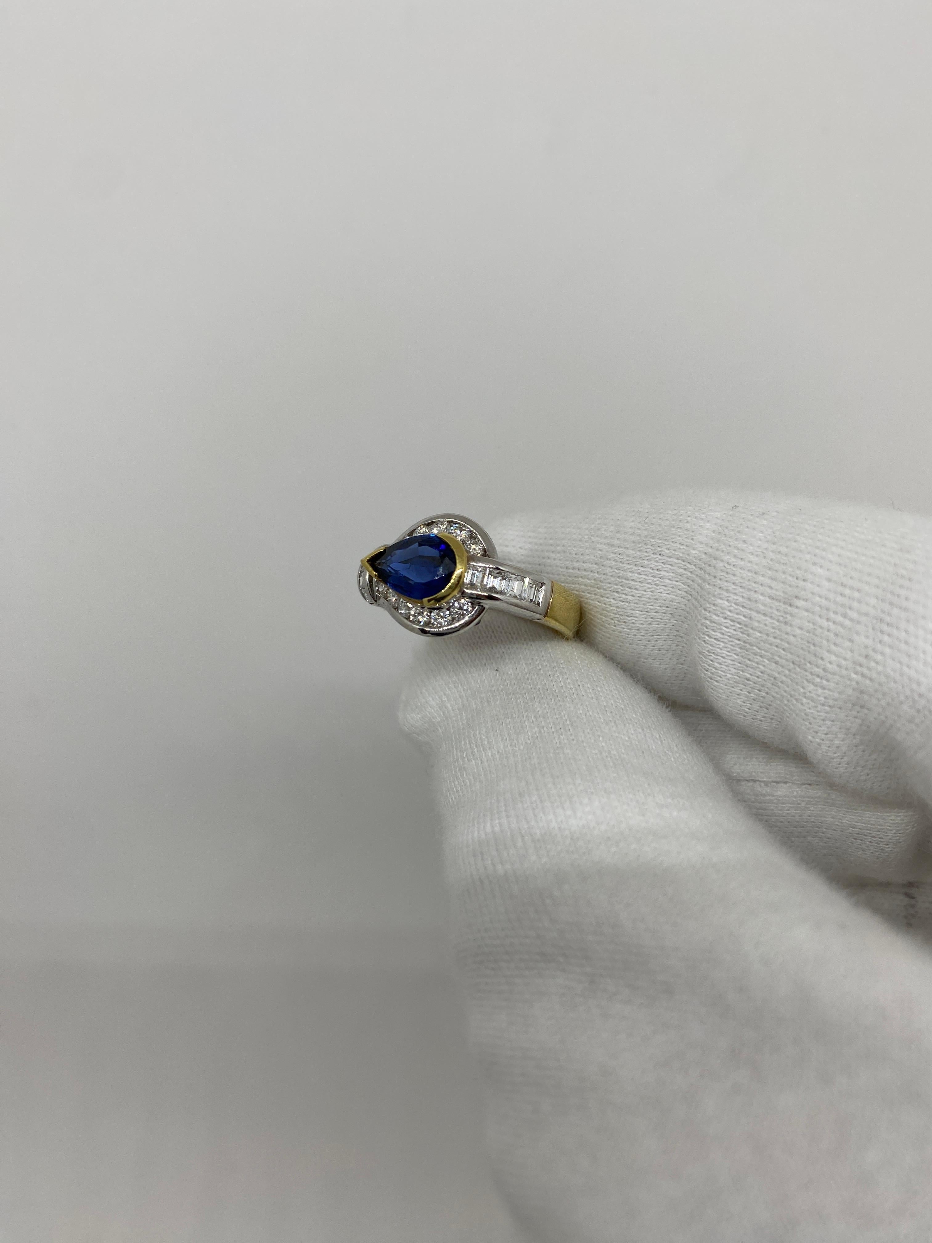 Taille brillant Or jaune 18 carats, saphir bleu 1,16 carat et diamants blancs 0,68 carat en vente