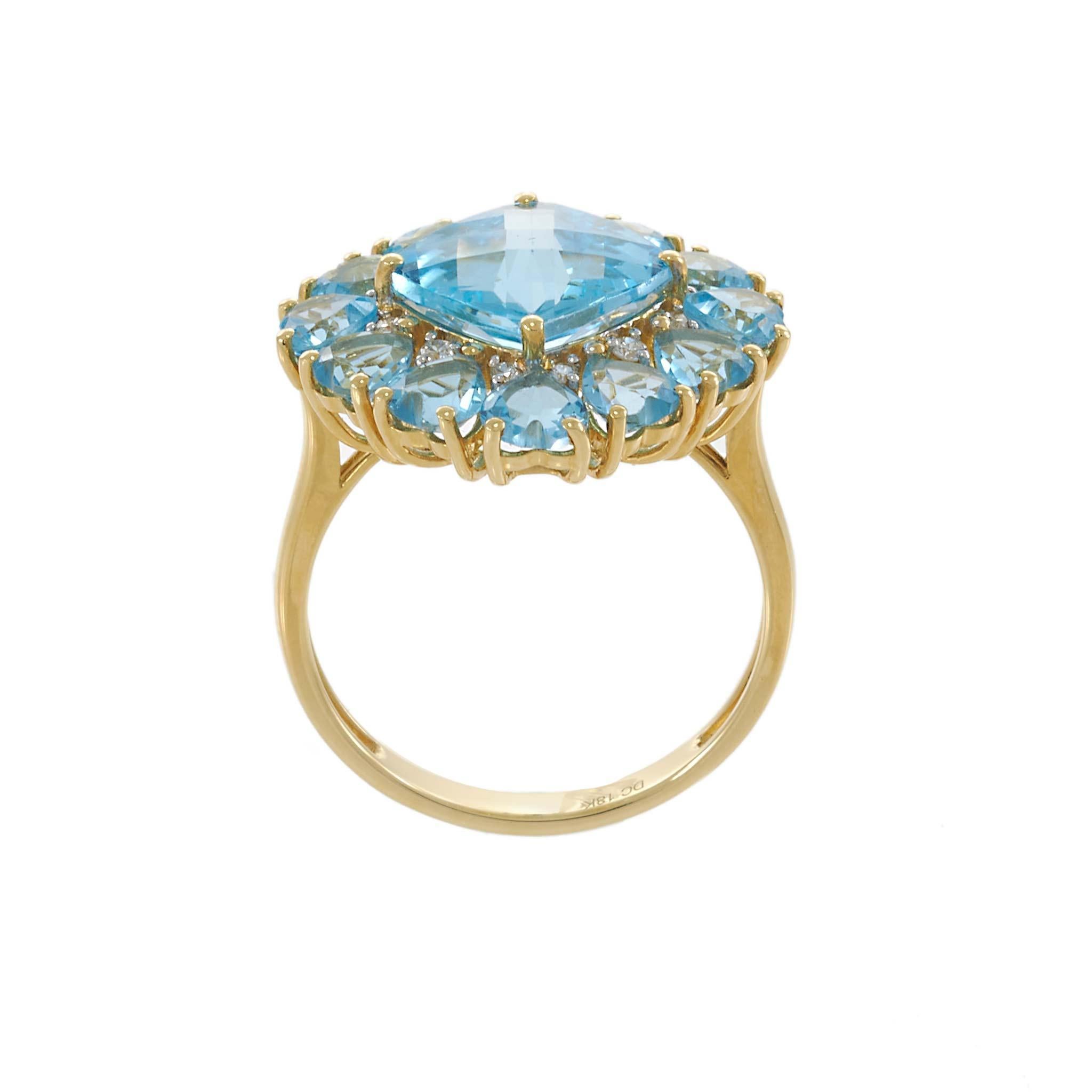 18KT Yellow Gold Blue Topaz & Diamond Cluster Ring In condizioni Nuovo in vendita a New York, NY