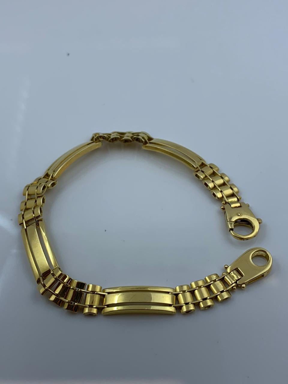 18kt Yellow Gold Bracelet 21.8 grams - 7.5