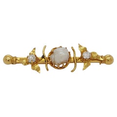 Antique 18kt Yellow Gold Brooch with 4.37 Ct Natural Salt Water Pearl & 0.46ct Diamonds