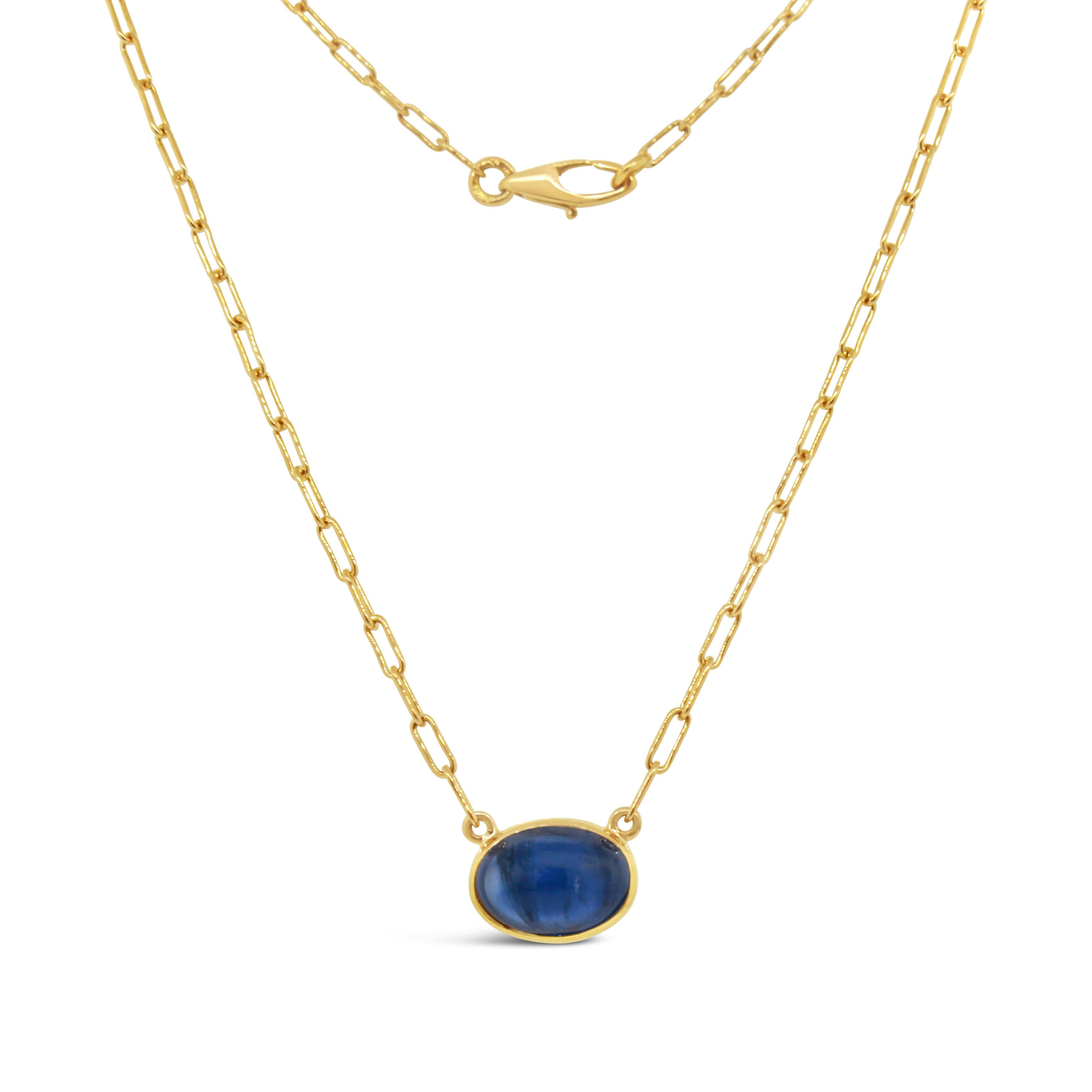 18 kt Yellow Gold
 Natural Cabachon Sapphire: 7.25 ct twd
Total Weight: 5.33 grams
Length: 17 inches