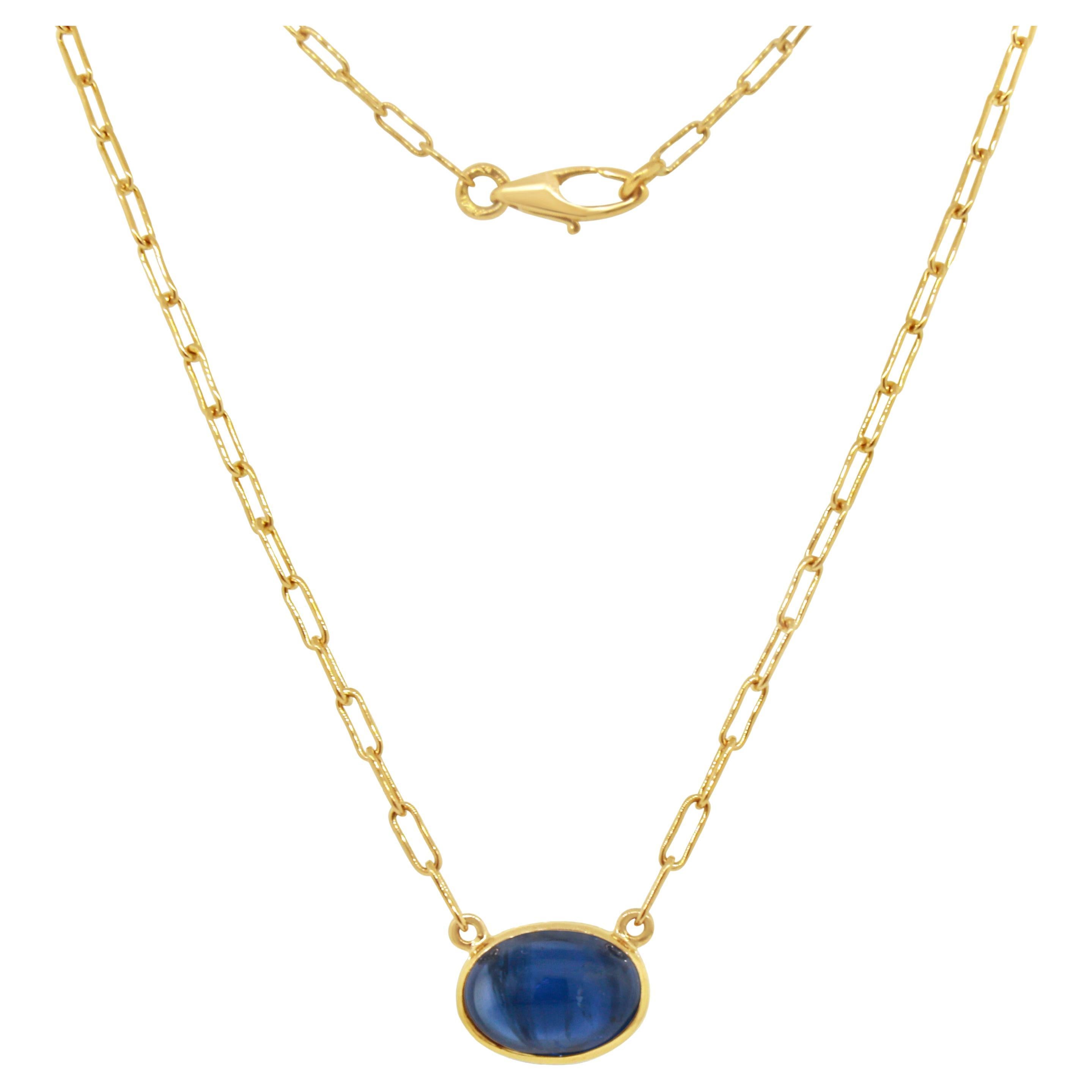 18kt Yellow Gold Cabochon Sapphire  Pendant Necklace