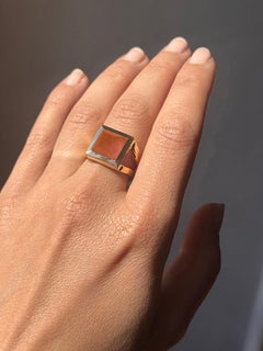 Siegelring aus 18 Karat Gelbgold mit Karneol von Rossella Ugolini, hergestellt in Italien