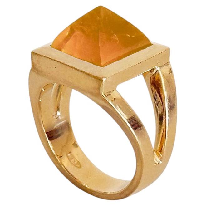 Siegelring aus 18 Karat Gelbgold mit Karneol von Rossella Ugolini, hergestellt in Italien