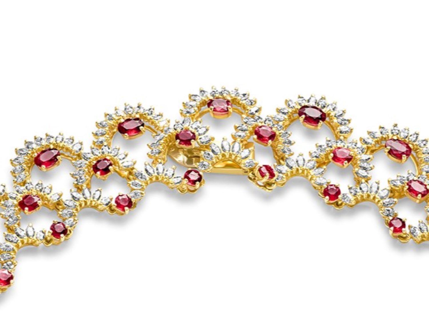 Women's 18kt Yellow Gold Choker Necklace 27ct. Rubies & 23ct. 676° Marquise Cut Diamonds For Sale