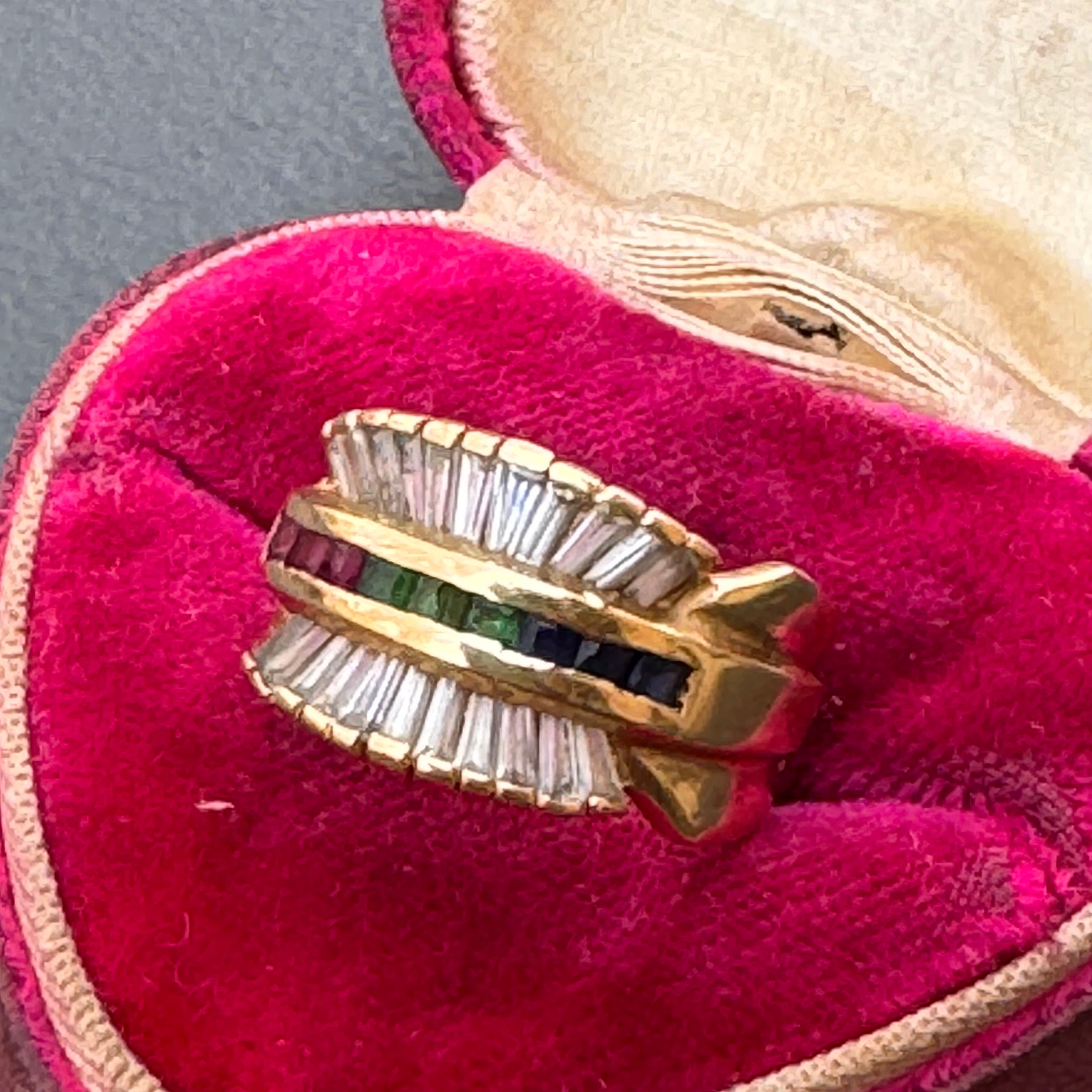 Art Deco 18kt yellow gold Cigar Bang style ring  For Sale