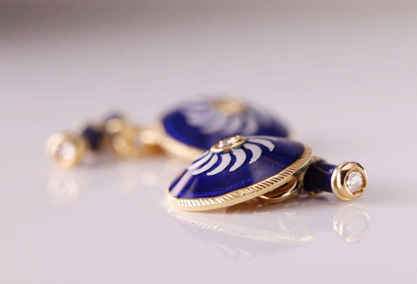 18kt Yellow Gold Cufflinks with Royal Blue Enamel and Rose-Cut Diamonds For Sale 2