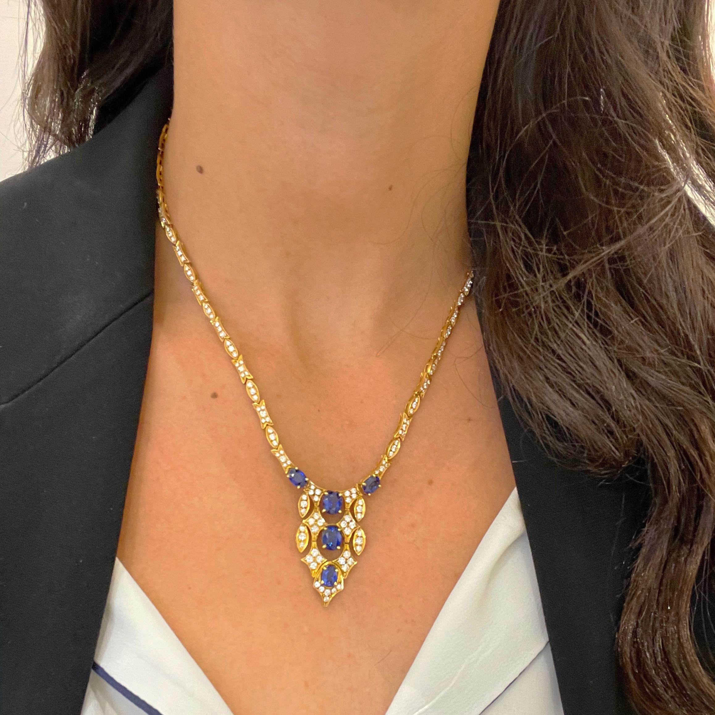 Women's or Men's 18kt Yellow Gold Diamond 4.24ct & Blue Sapphire 5.54c. Classic Necklace For Sale