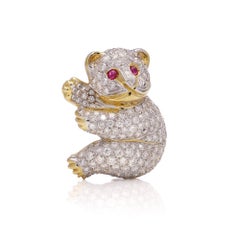 18kt yellow gold diamond bear brooch