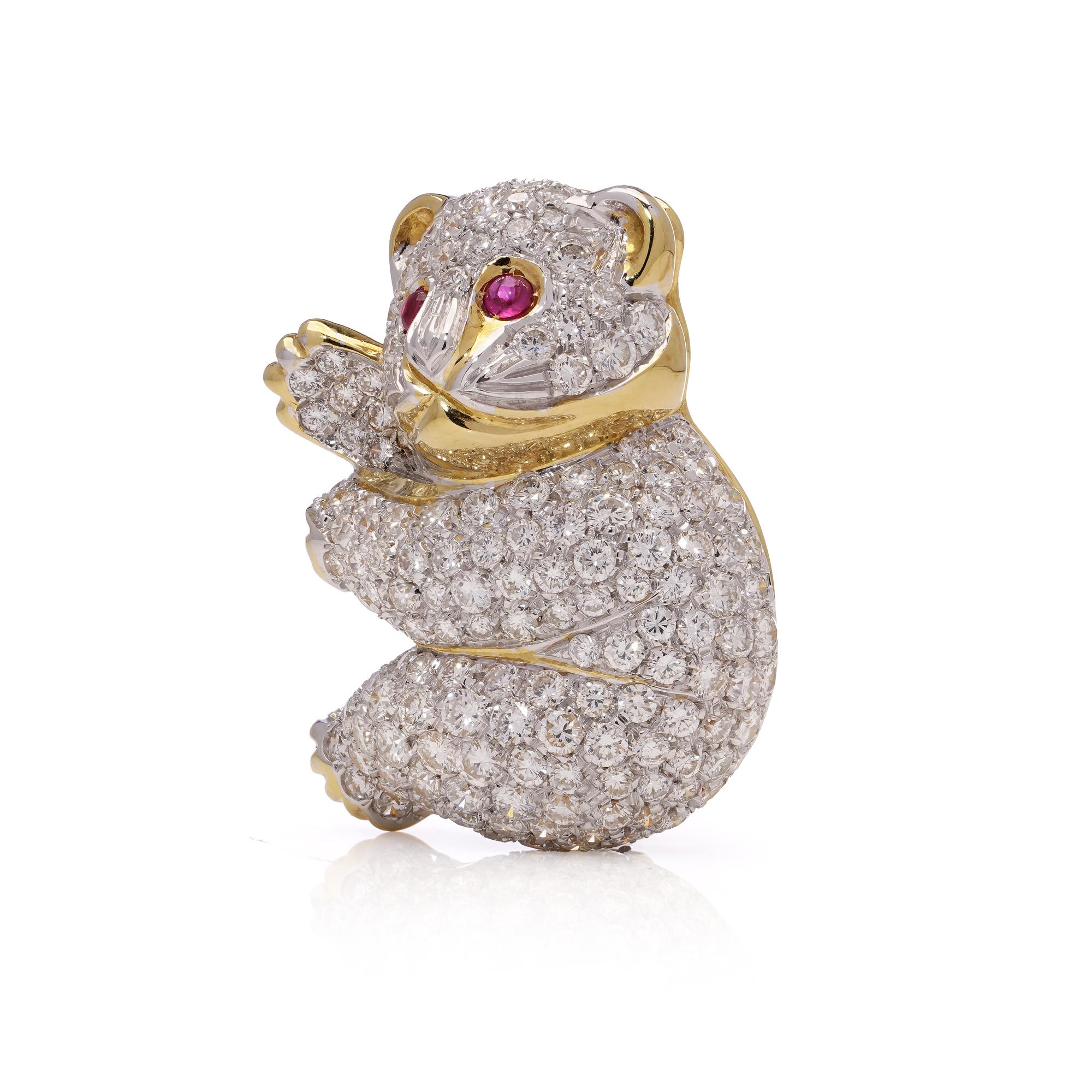 18kt yellow gold diamond bear brooch For Sale 2
