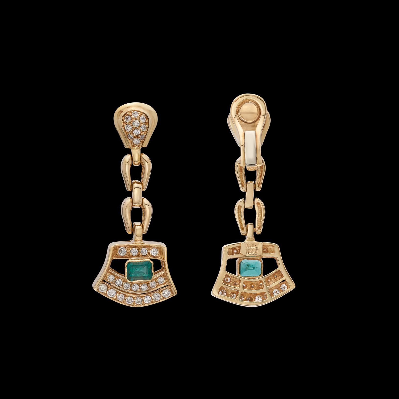 18kt Yellow Gold Diamond & Emerald Drop Earrings For Sale 2
