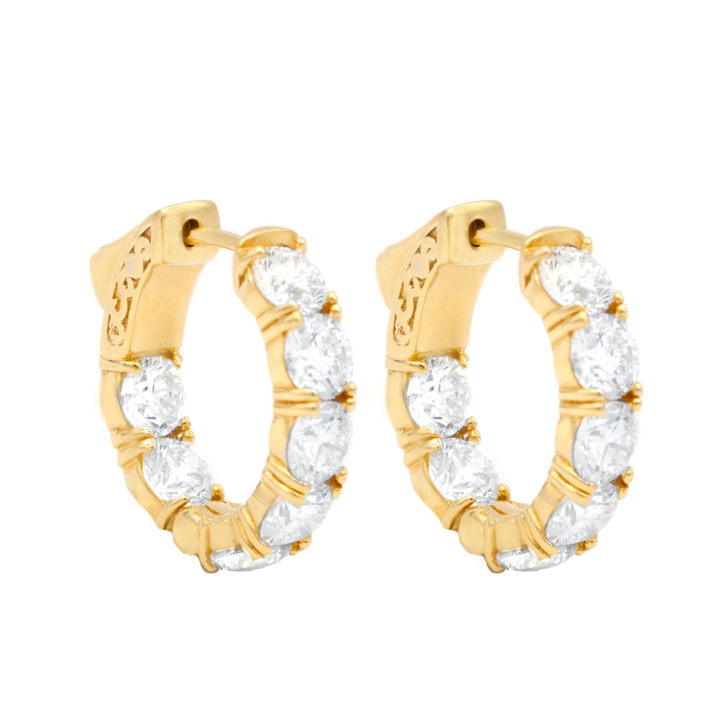 18kt Yellow Gold Diamond Hoops Earrings, Features 7.40ct Of  Round Diamonds
