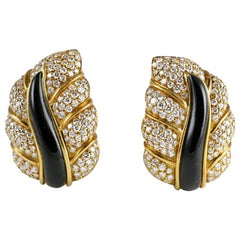 18kt Yellow Gold, Diamond & Onyx Clip-on Leaf Earrings