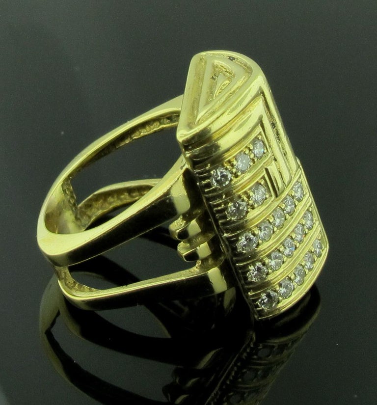 18 Karat Yellow Gold and Diamond Ring For Sale at 1stDibs