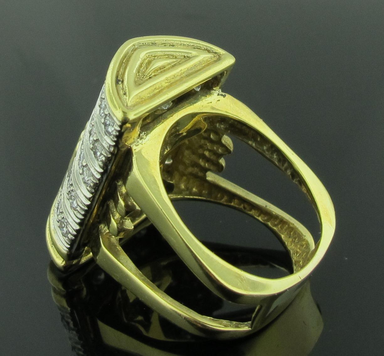 18 Karat Yellow Gold and Diamond Ring For Sale 1