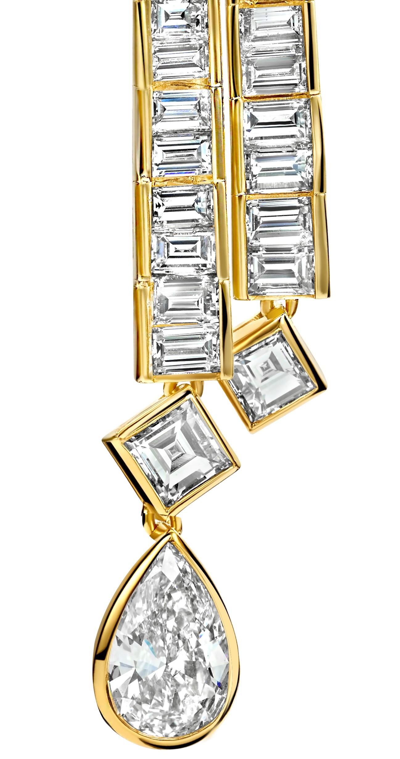 Pear Cut 18kt Yellow Gold Earrings 3ct Pear, 7.6ct Baguette, 1.2ct Square Diamonds Estate For Sale