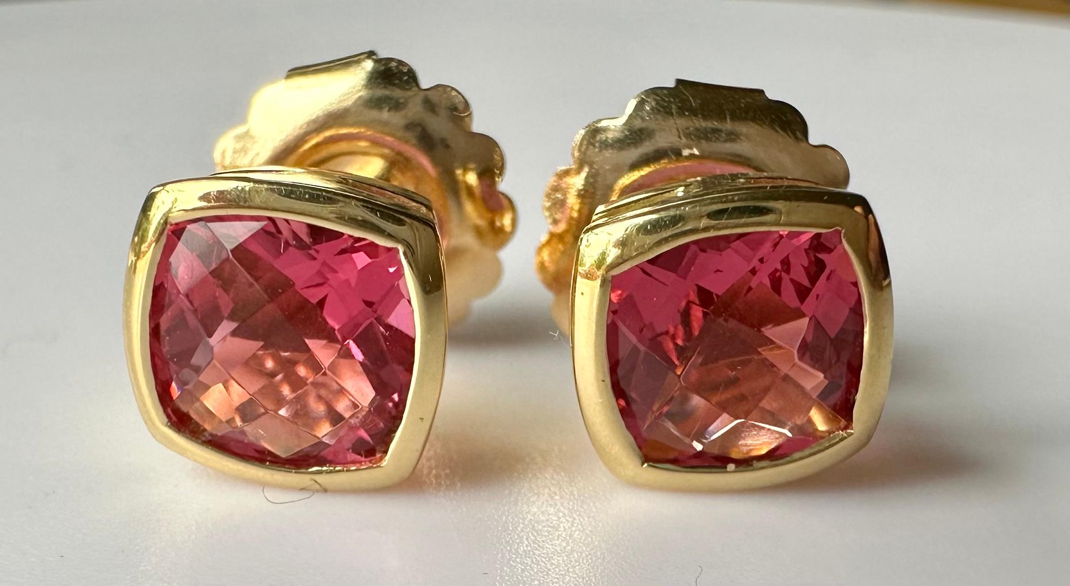 18kt Yellow Gold Earrings set with Cushion Cut Shocking Pink Tourmaline. For Sale 7