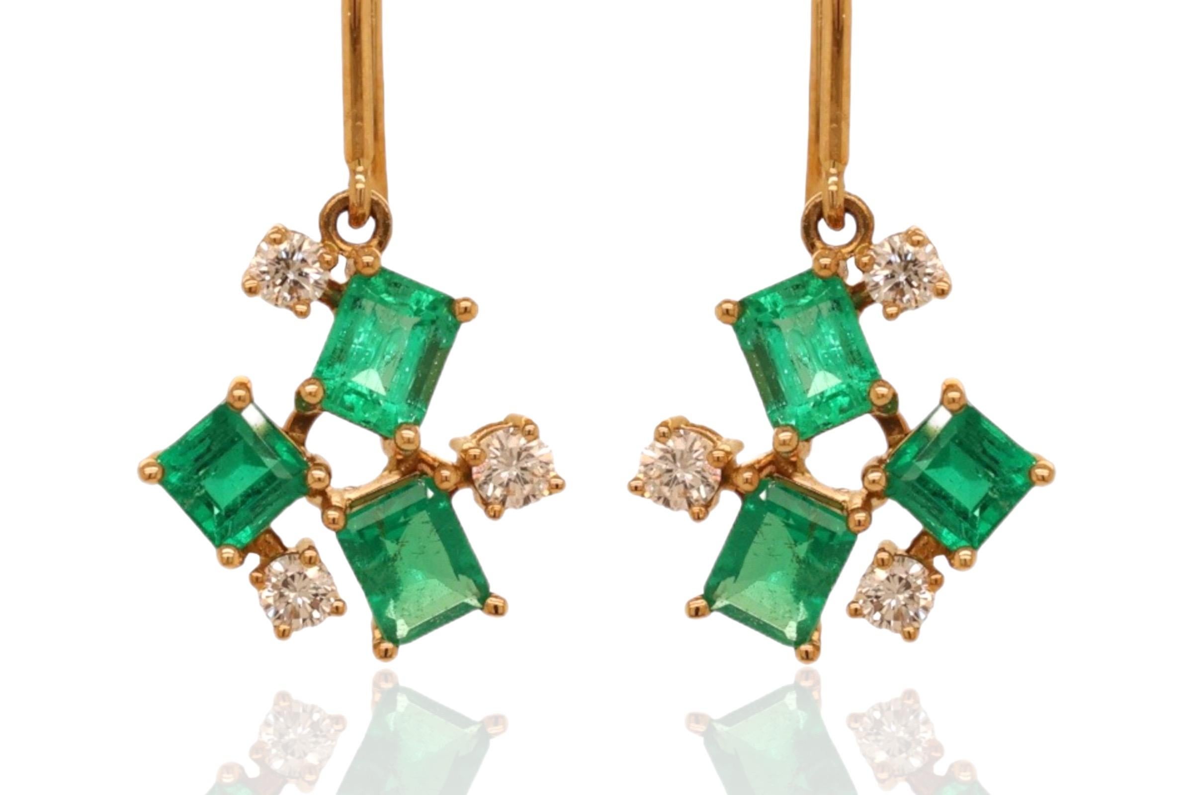 18 Karat Yellow Gold Earrings with Emeralds & Diamonds For Sale 6