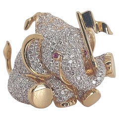 18kt Yellow Gold Elephant with Flag Brooch with 2.4ct Diamonds