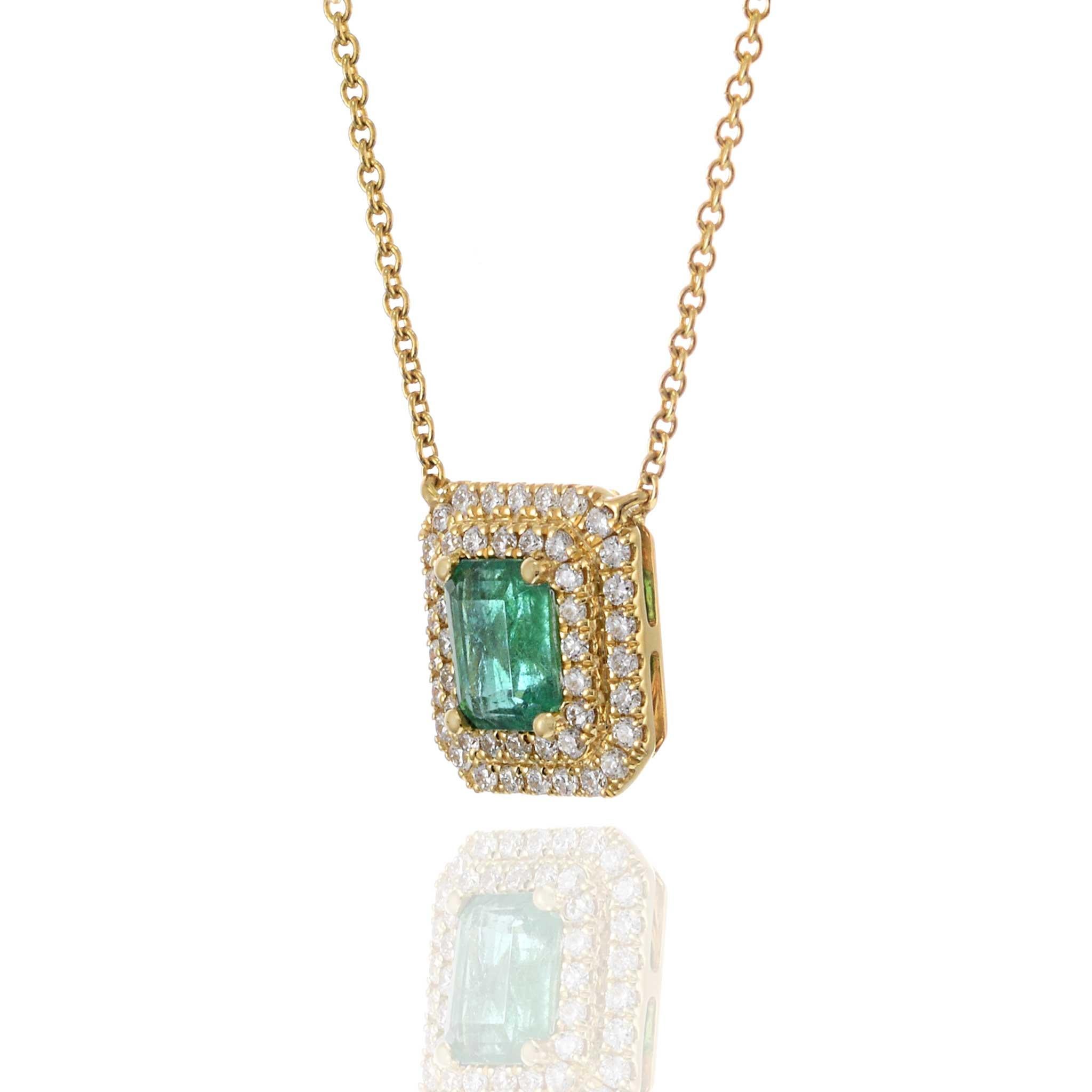 Taglio smeraldo Collana in oro giallo 18KT con smeraldo e diamanti in vendita