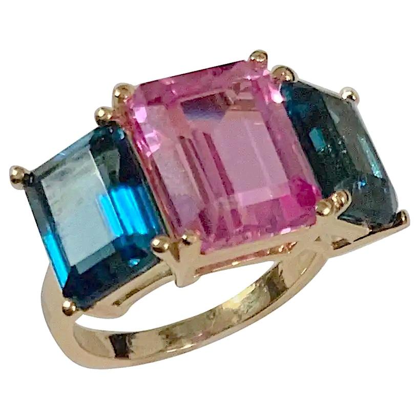18kt Yellow Gold Emerald Cut Ring with Pink Topaz and Blue Topaz For Sale 5
