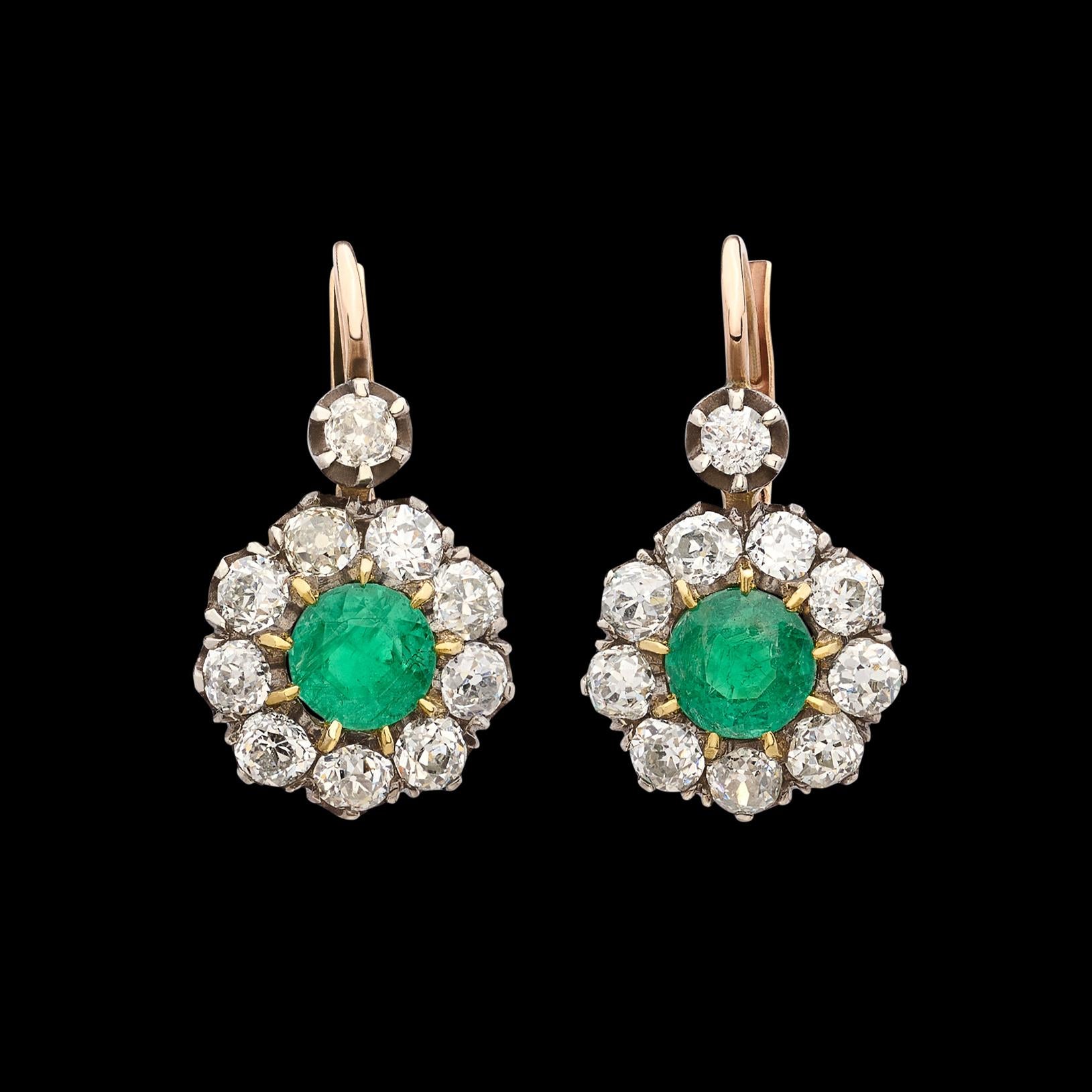 Art Deco 18kt Yellow Gold Emerald & Diamond Drop Earrings For Sale