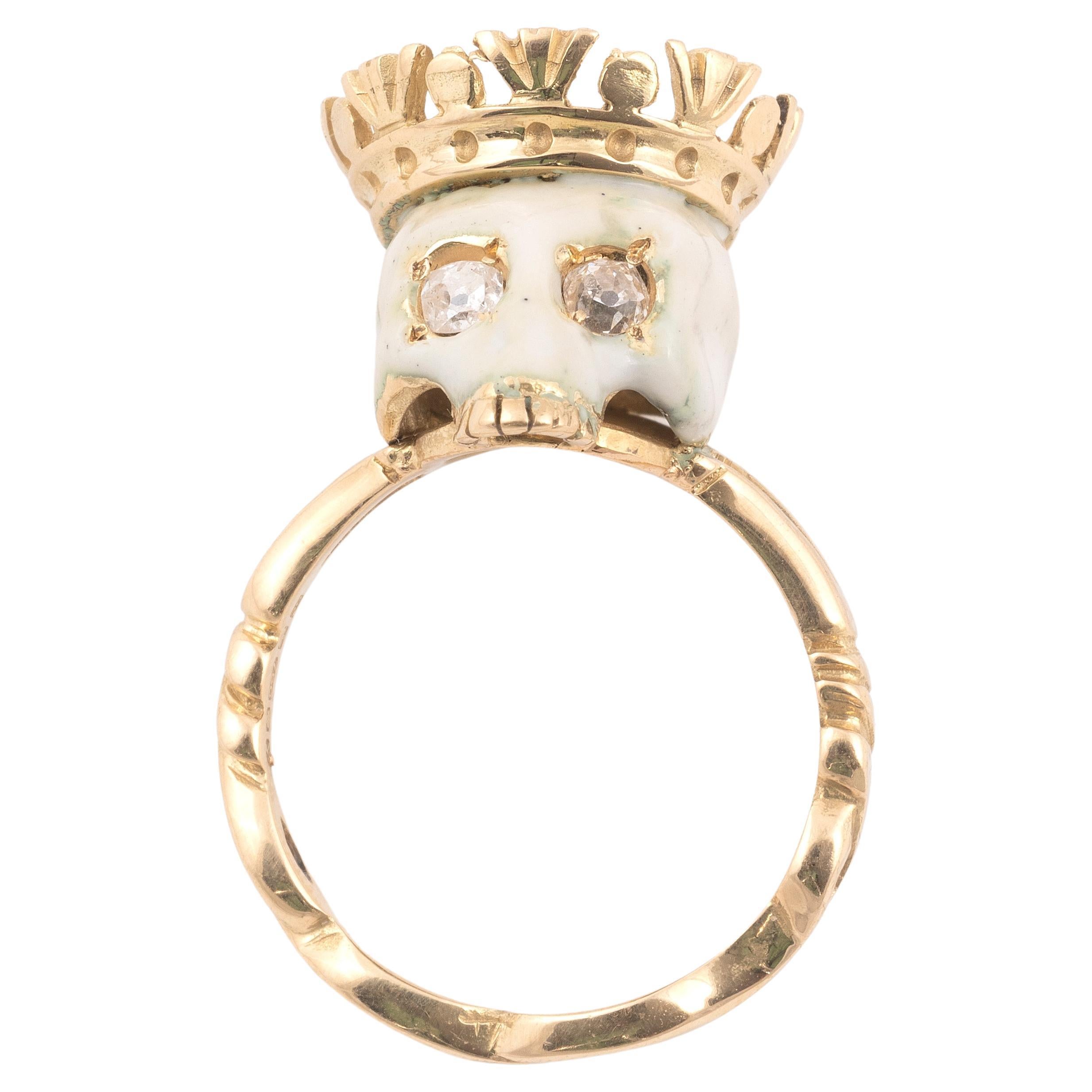 Contemporary 18 Karat Yellow Gold Enamel and Diamond Crowned Skull Ring