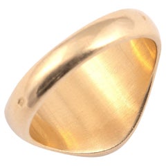 18kt Yellow Gold French Family Crest Ring