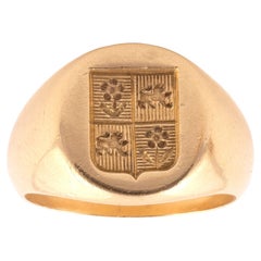 18kt Yellow Gold French Family Crest Ring