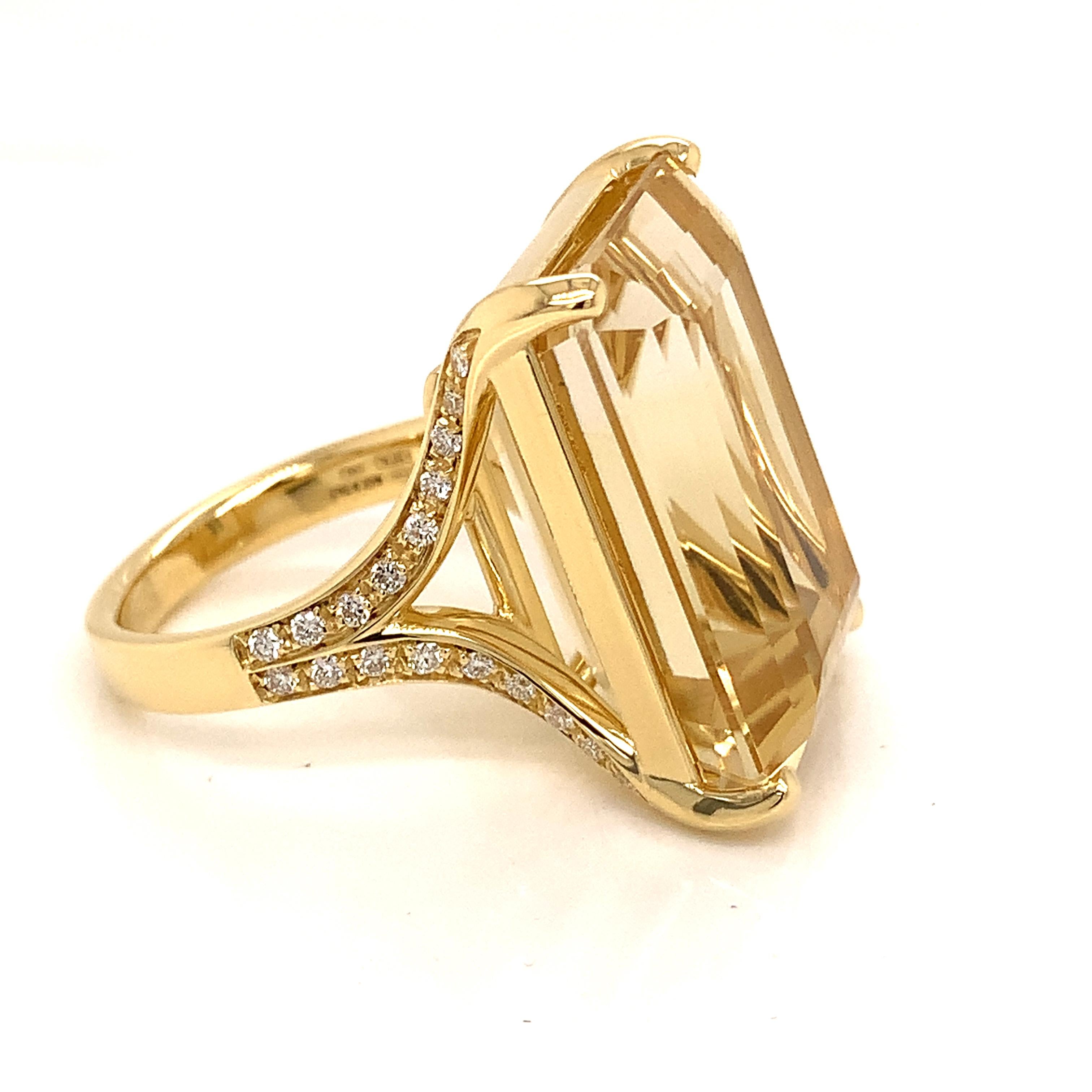 18Kt Yellow Gold Garavelli Ring with White Diamonds & Citrine In New Condition In Valenza, IT