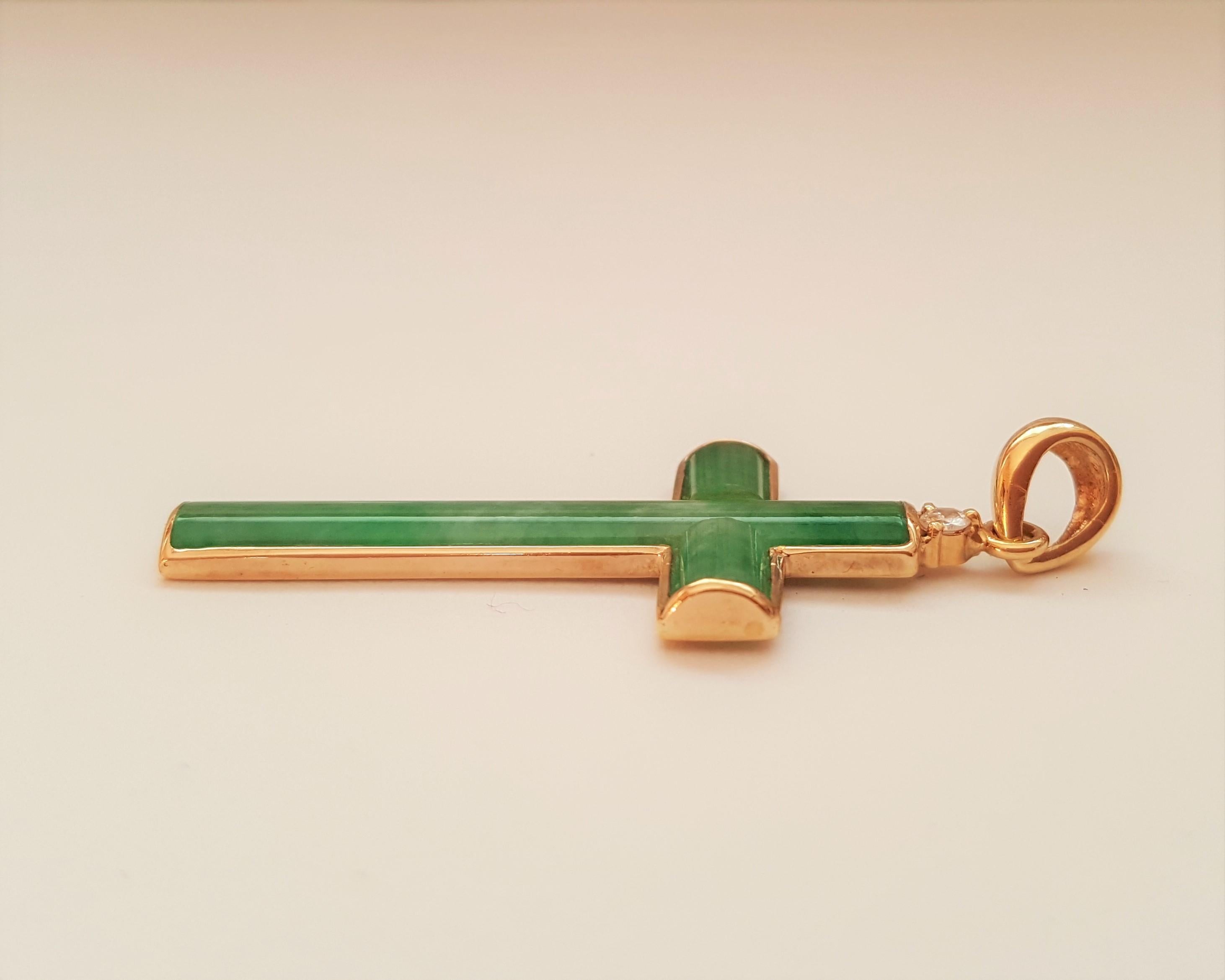 Round Cut 18kt Yellow Gold Cross Green Jade Diamond Pendant, Vibrant Green, 38x18mm, 14.3g