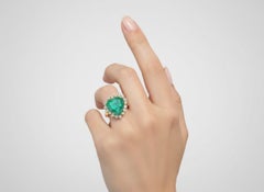 18kt yellow Gold Heart Ring with Emerald & Diamonds
