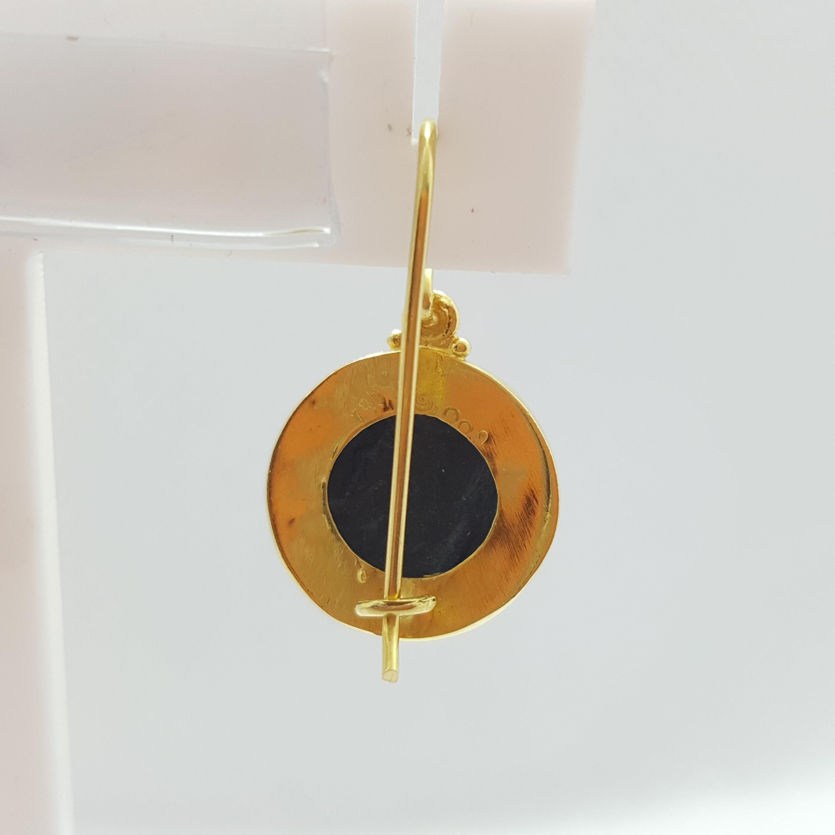 Pendants d'oreilles en or jaune 18 carats de style crochet avec pièce de monnaie à chaton de style ancien, Grèce en vente 1