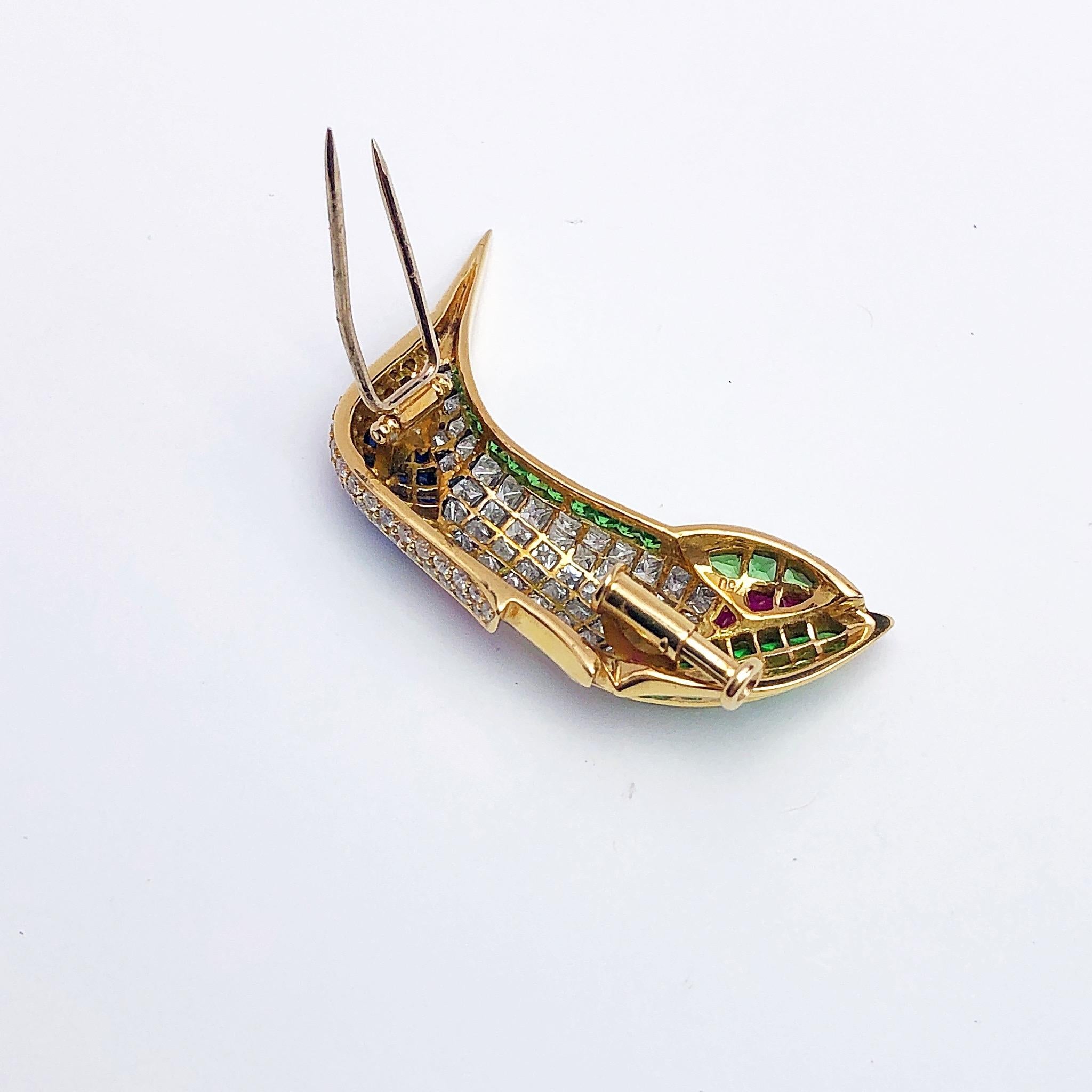 Retro 18 Karat Gold Humming Bird Brooch with Invisibly Set Diamonds and Gem Stones For Sale